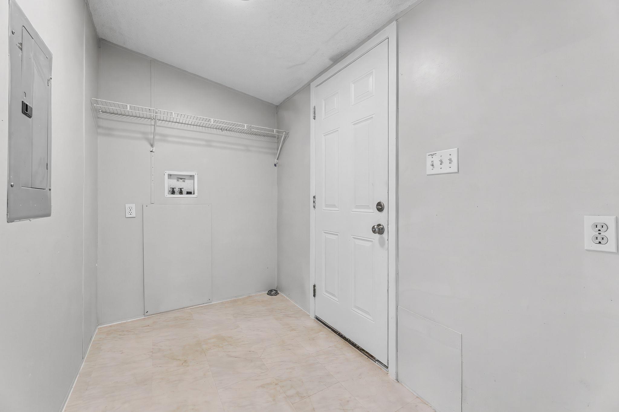 930 County Road 224 None Property Photo 15