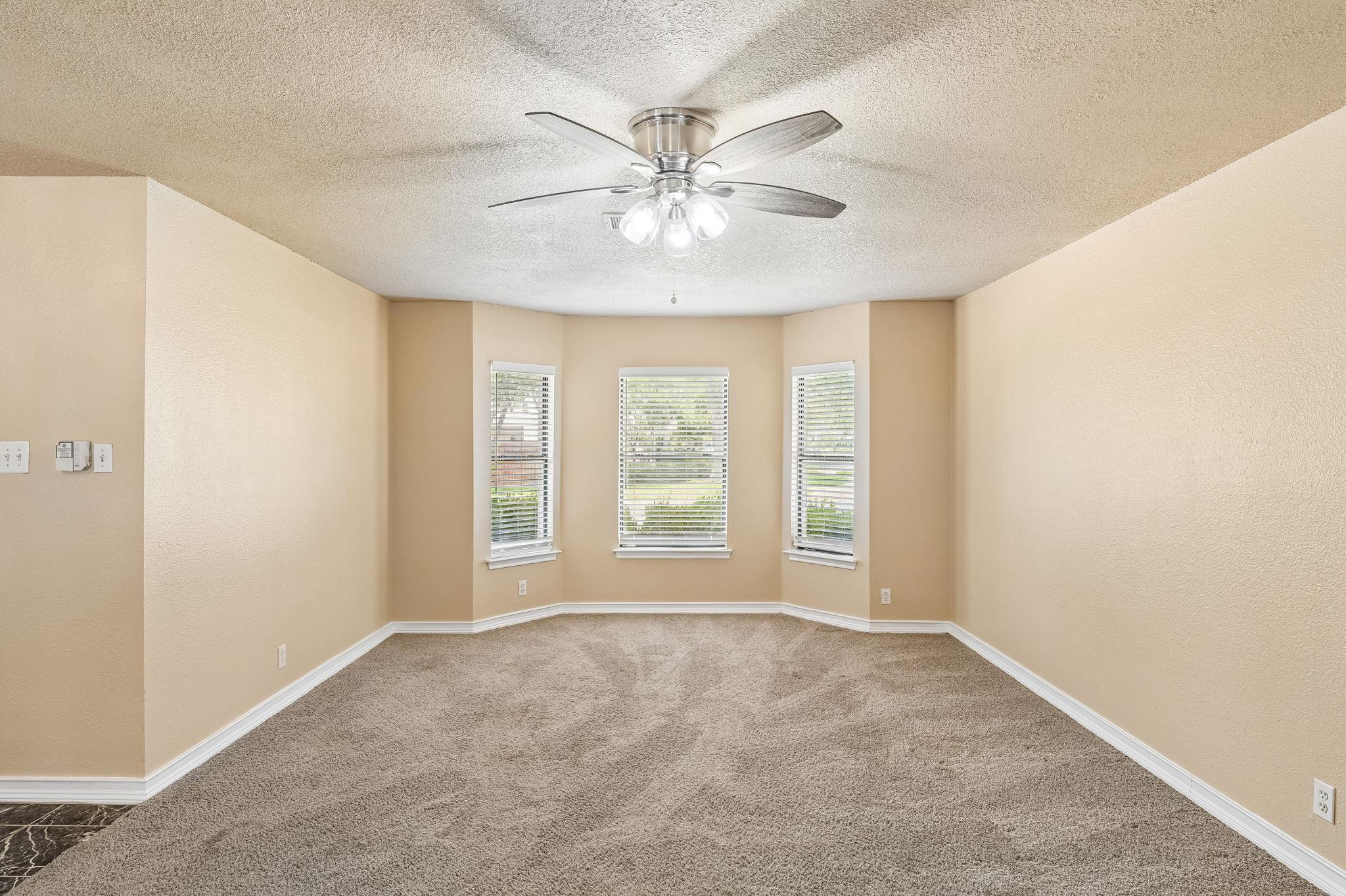 1300 Chalk Ln Property Photo 5