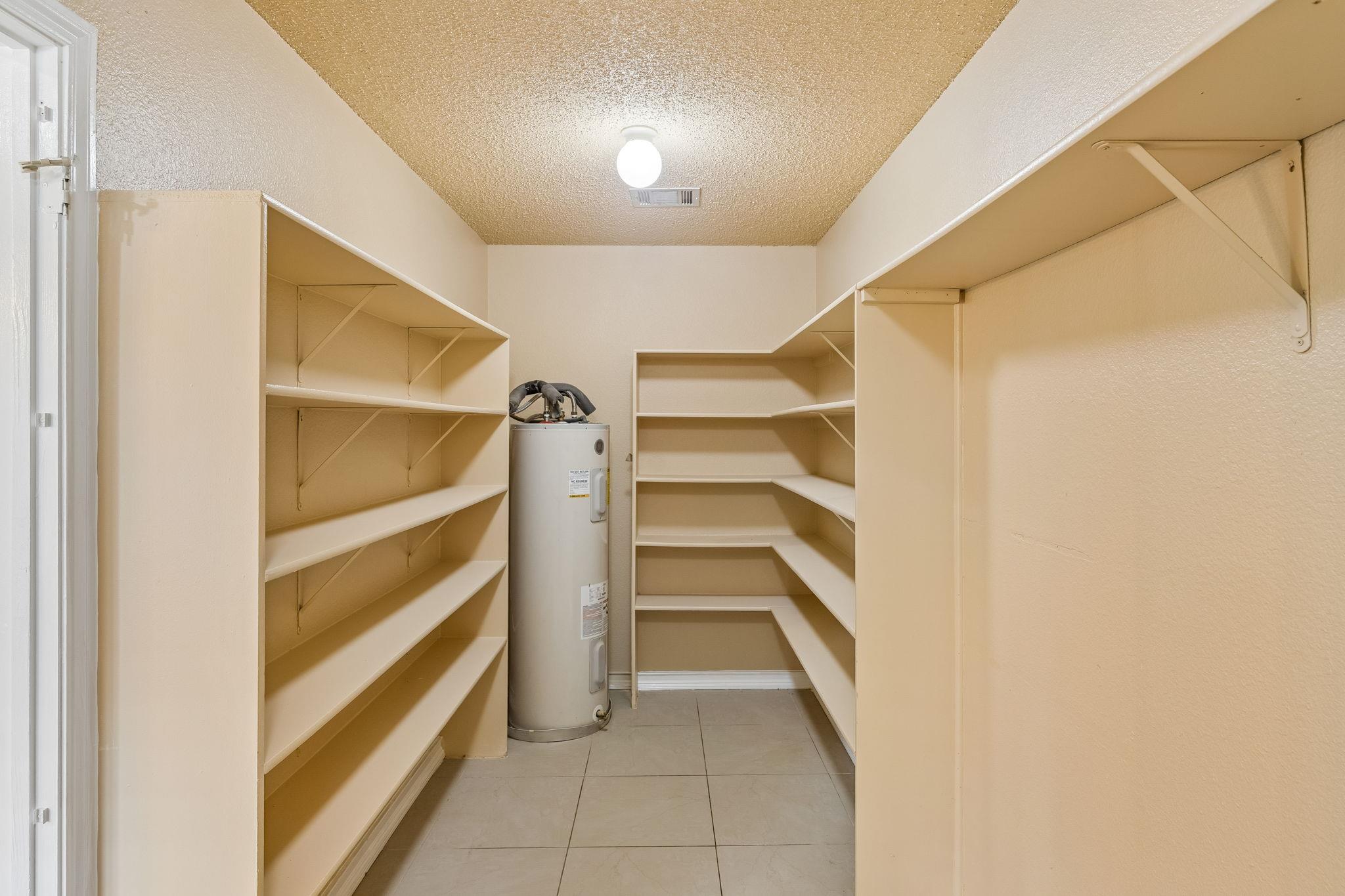 1300 Chalk Ln Property Photo 18