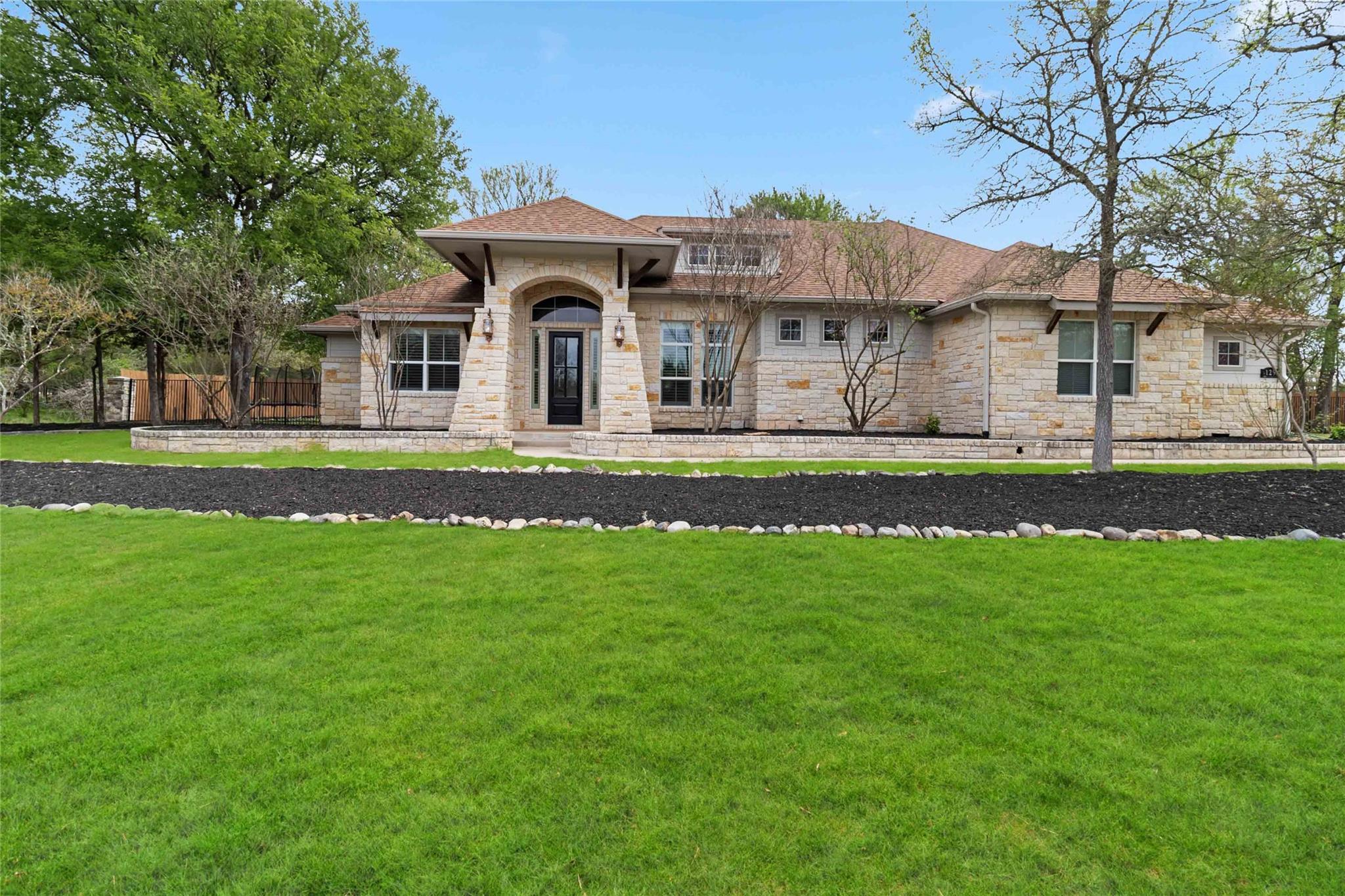 Cedar Creek Real Estate Listings Main Image