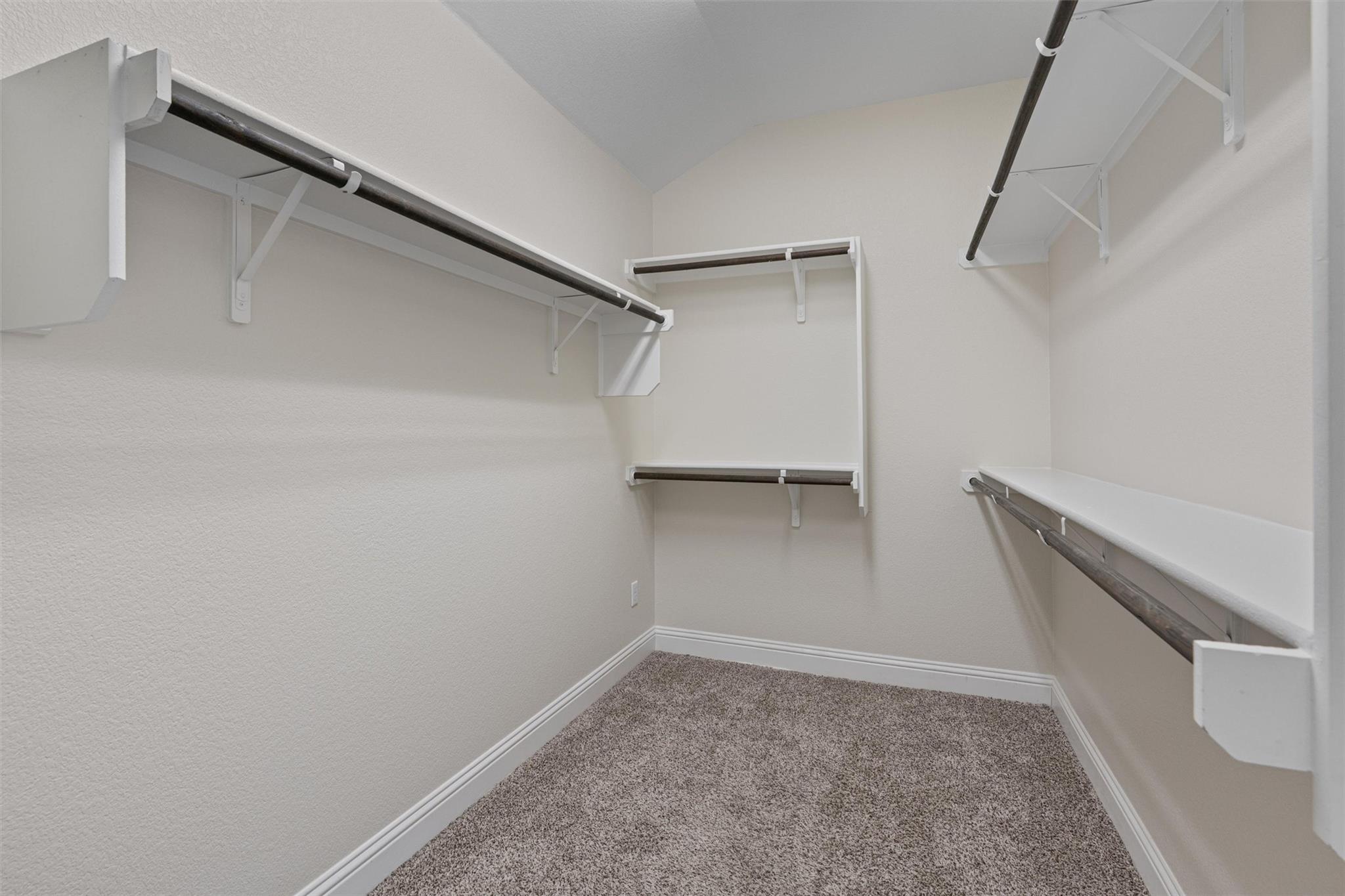 3021 Angelina Ct Property Photo 23