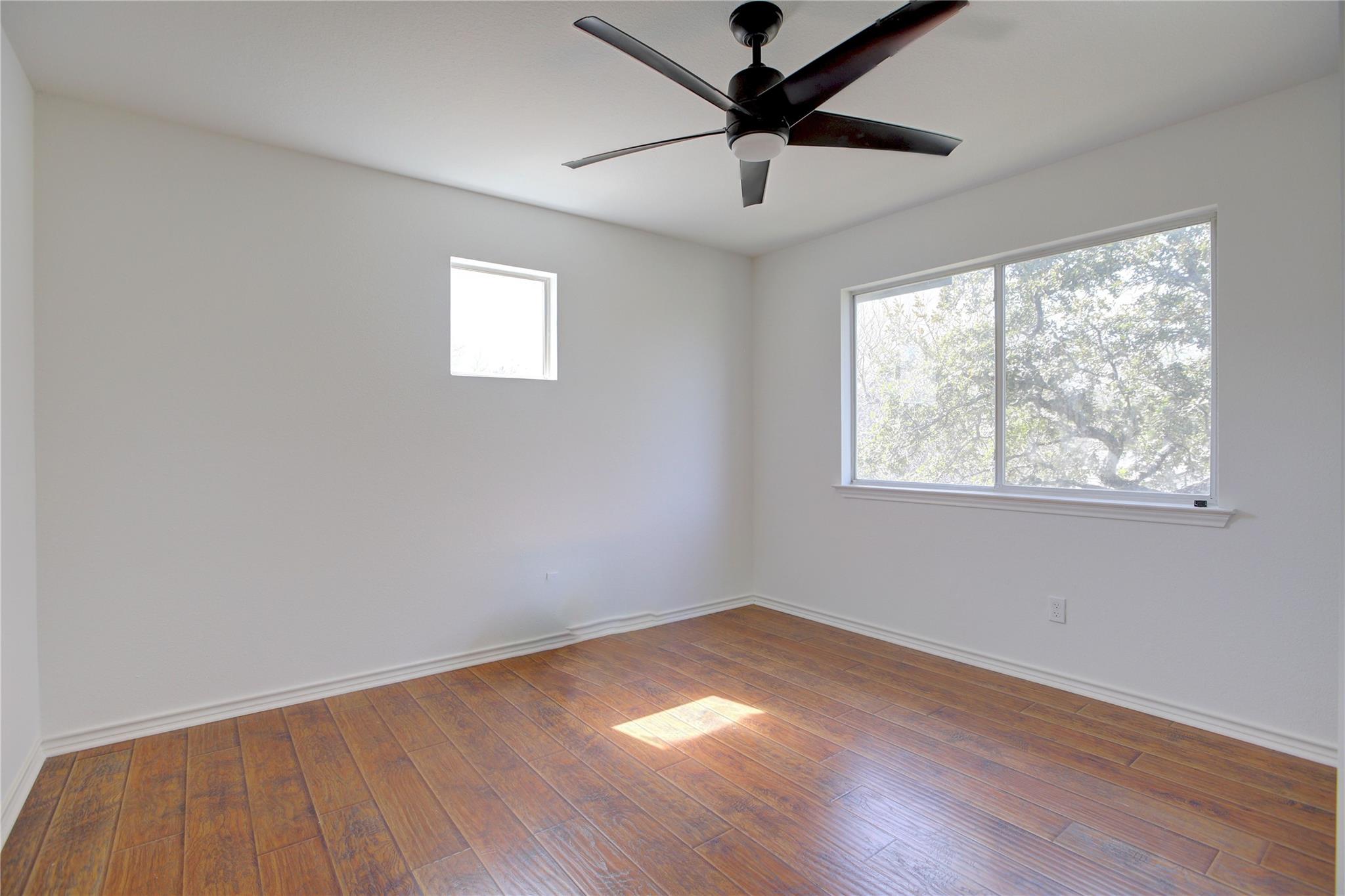 450 Shady Bluff Dr Property Photo 19