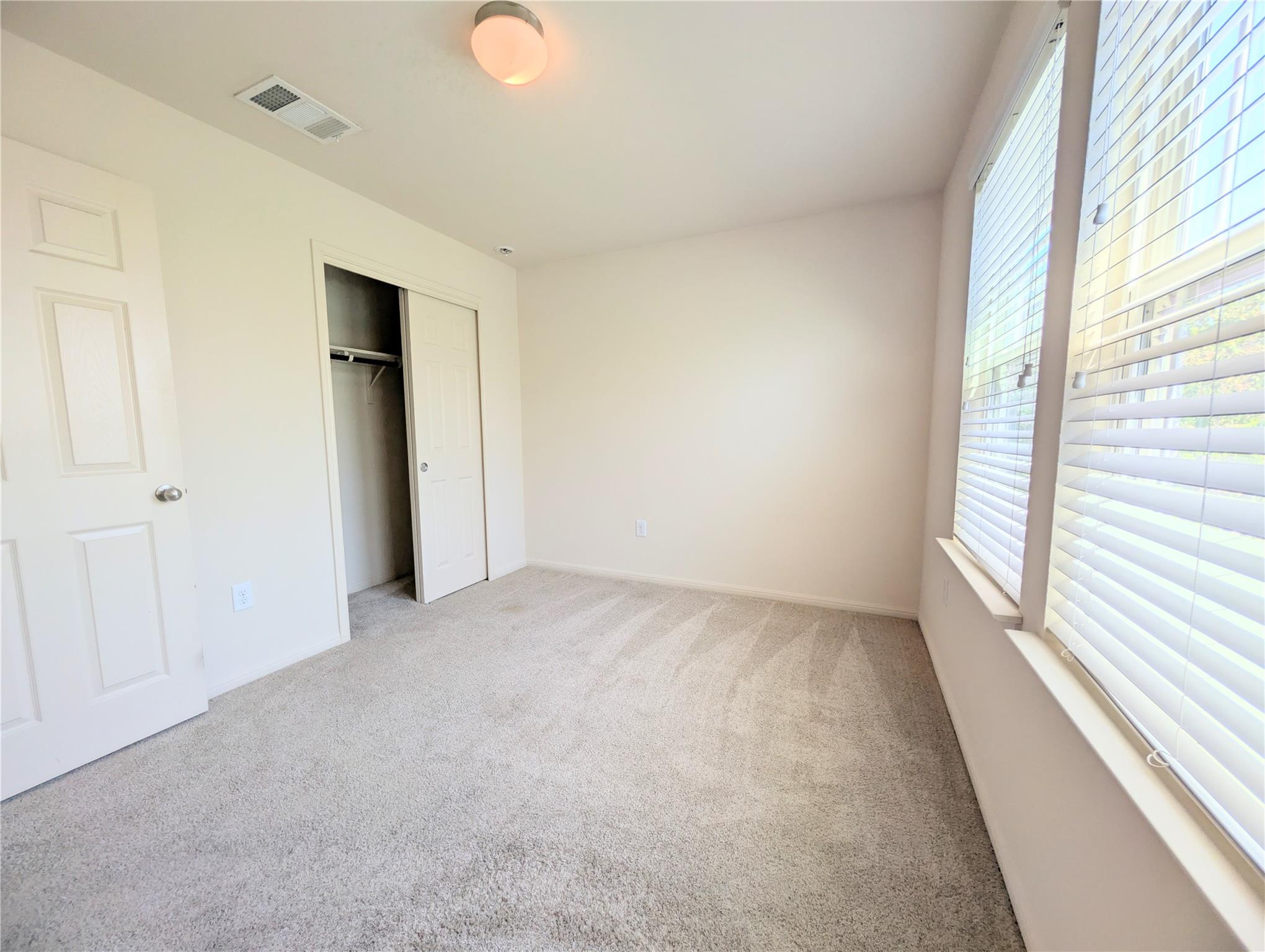 18410 Mammoth Cave Blvd Property Photo 14