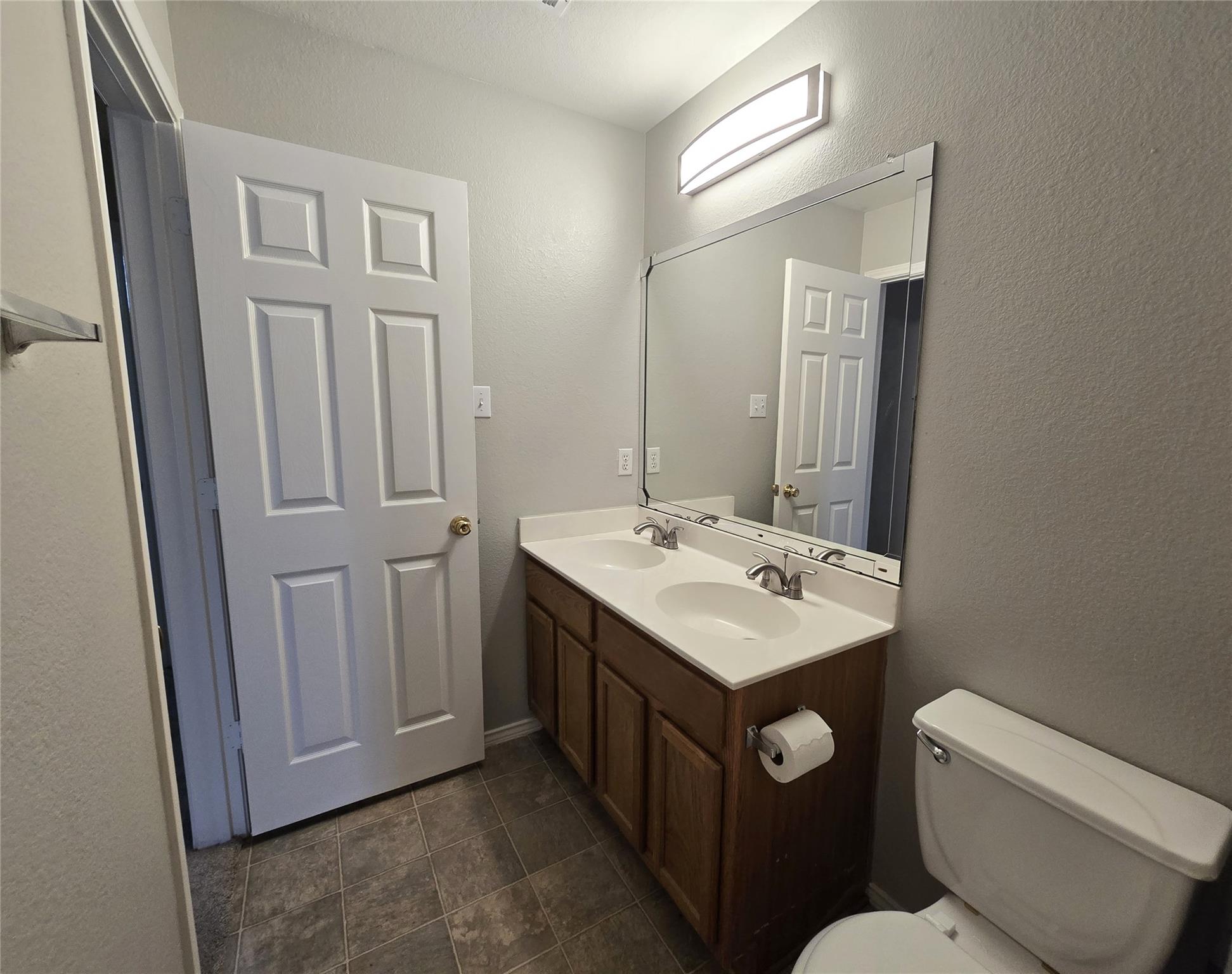 4533 Corran Ferry Loop Property Photo 25