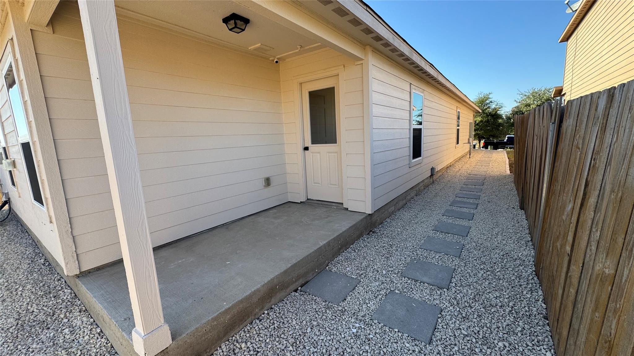 1421 Breanna Ln Property Photo 18