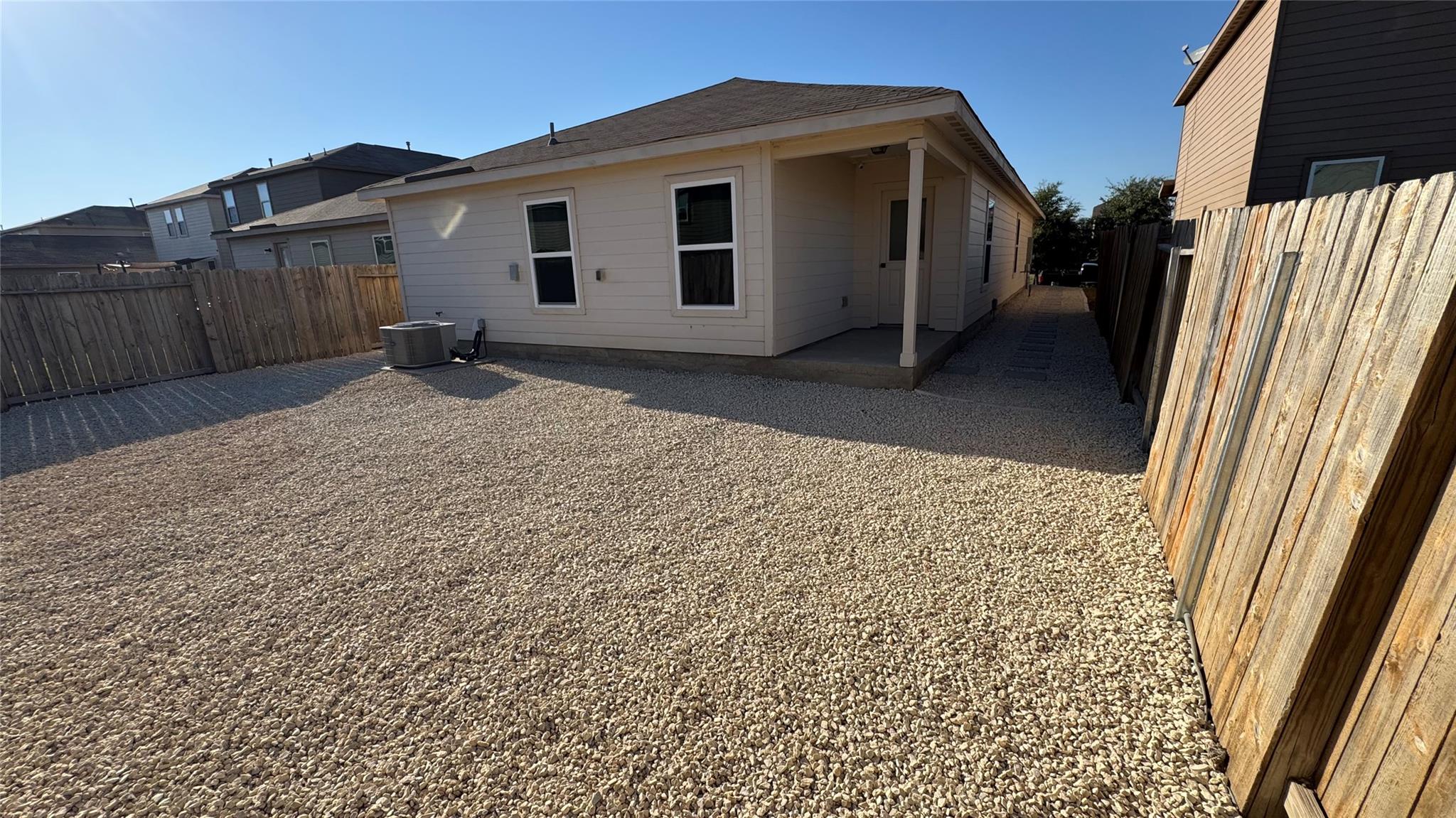 1421 Breanna Ln Property Photo 24