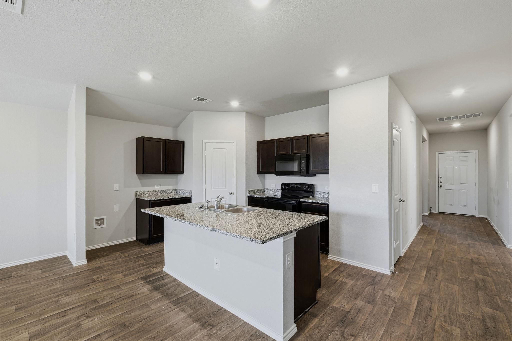 15204 Siberian Elm Ln Property Photo 4
