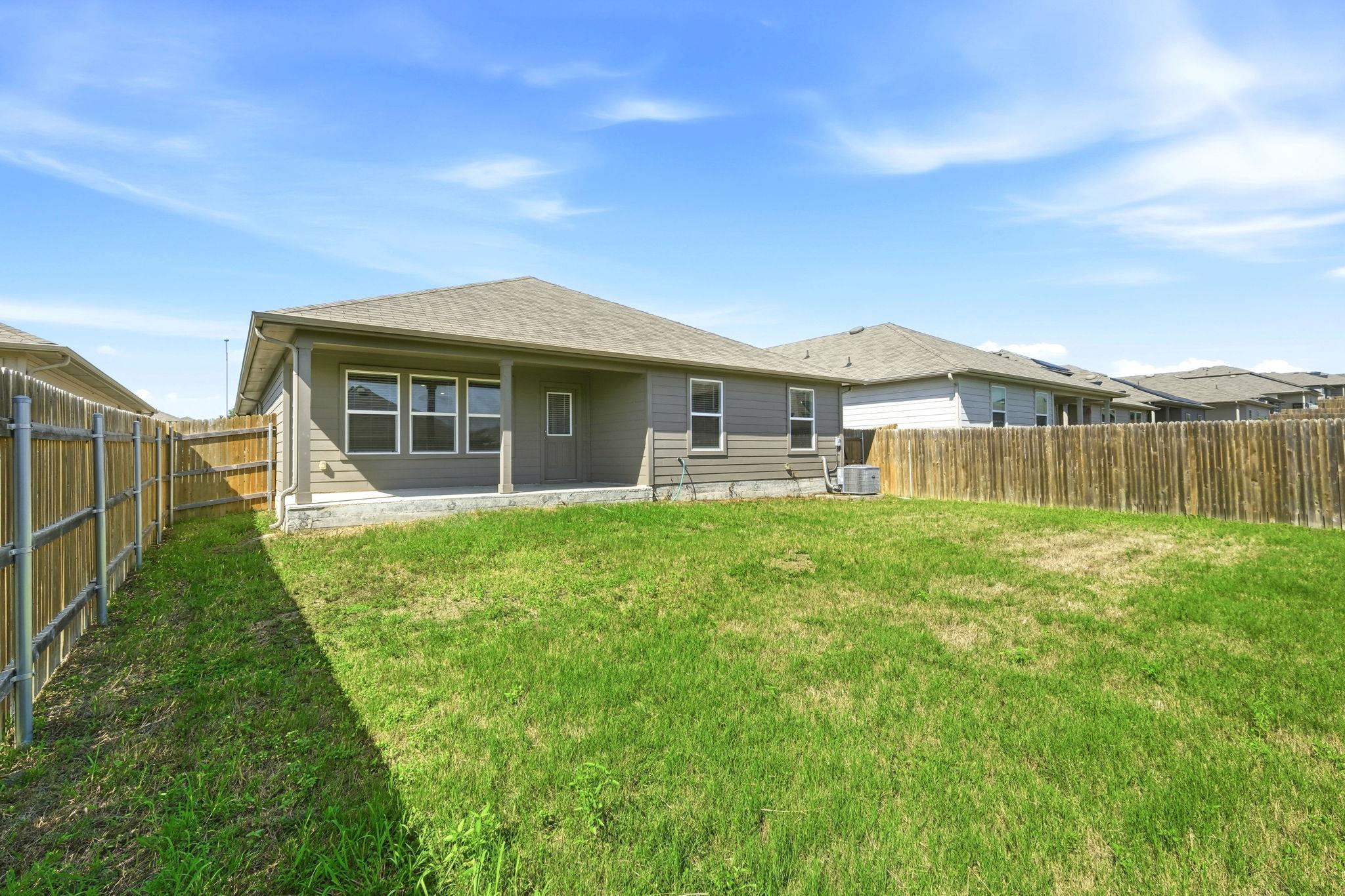 15204 Siberian Elm Ln Property Photo 14