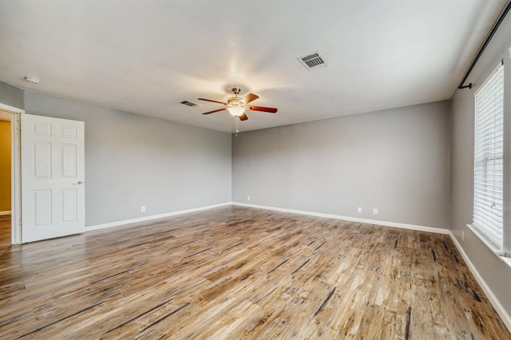928 Justeford Dr Property Photo 15