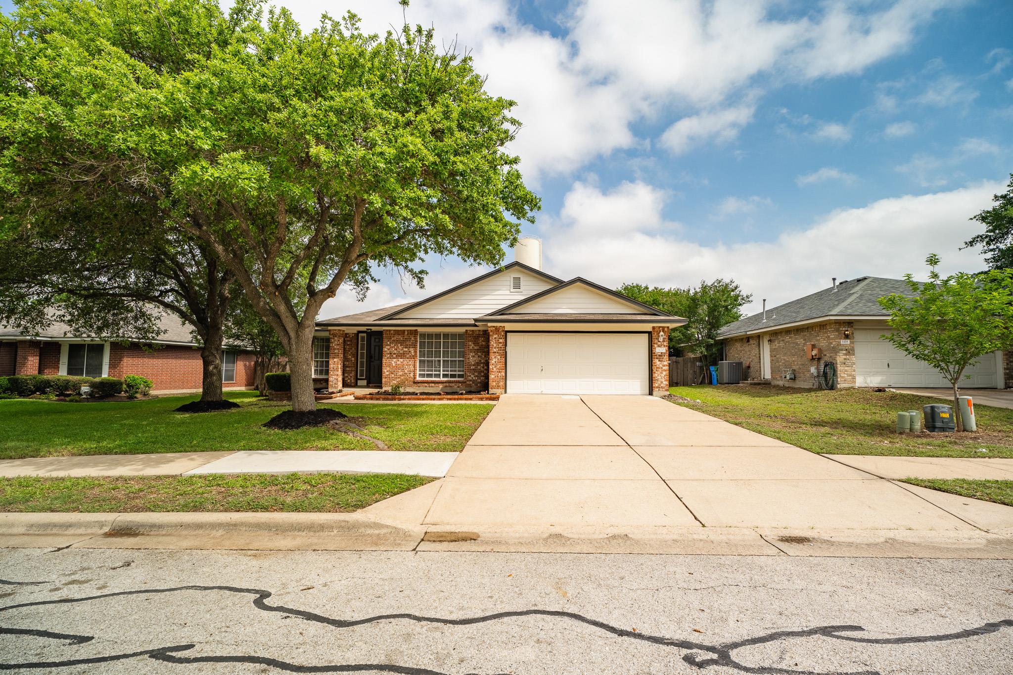 1420 Marsh Harbour Dr Property Photo