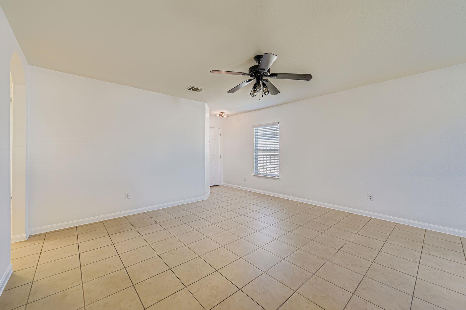 232 Millers Loop Property Photo 7