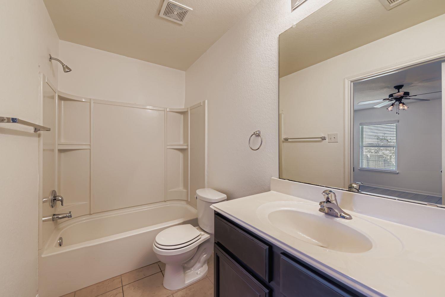 232 Millers Loop Property Photo 17