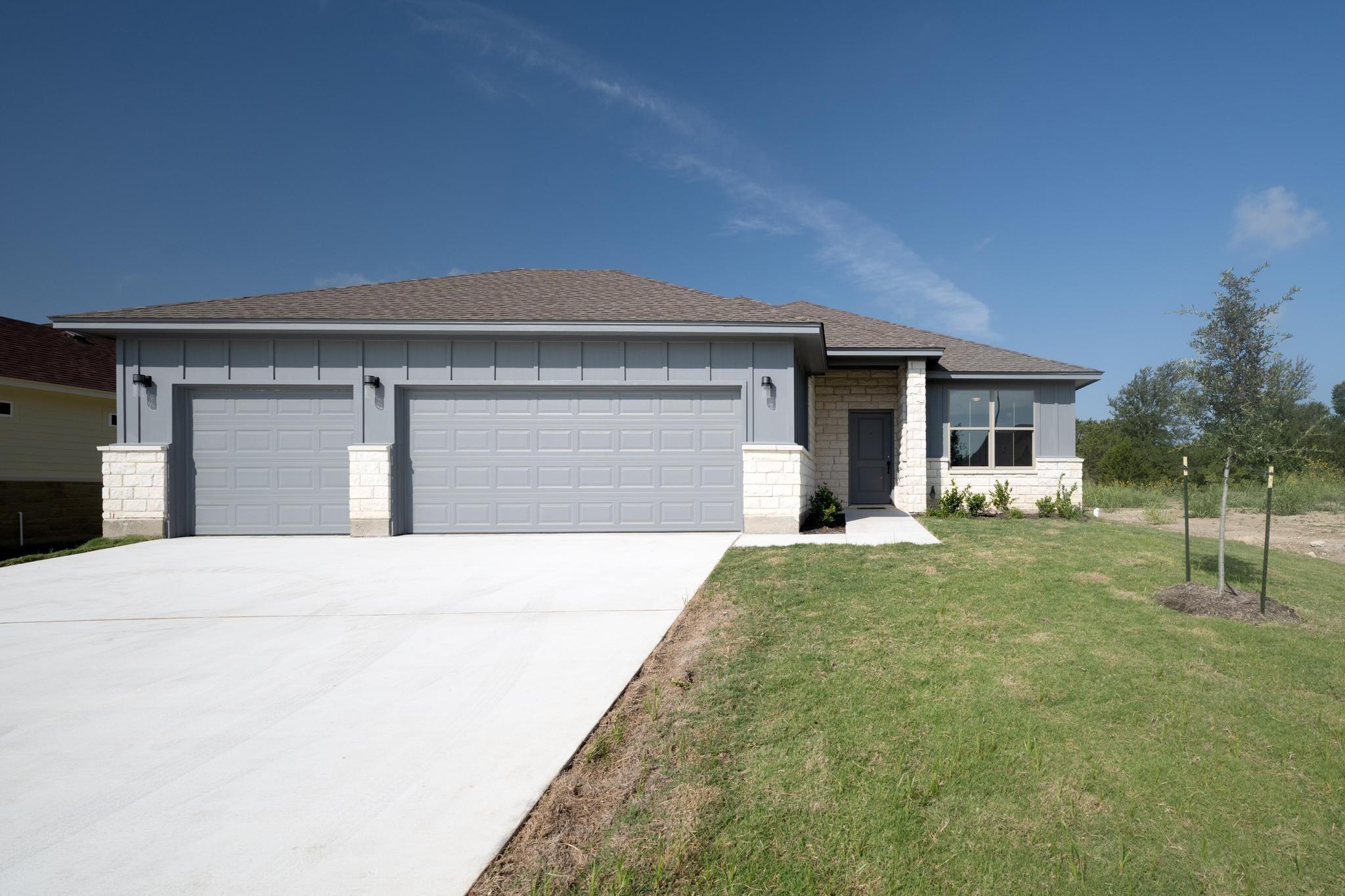 1018 Antelope Trl Property Photo 2