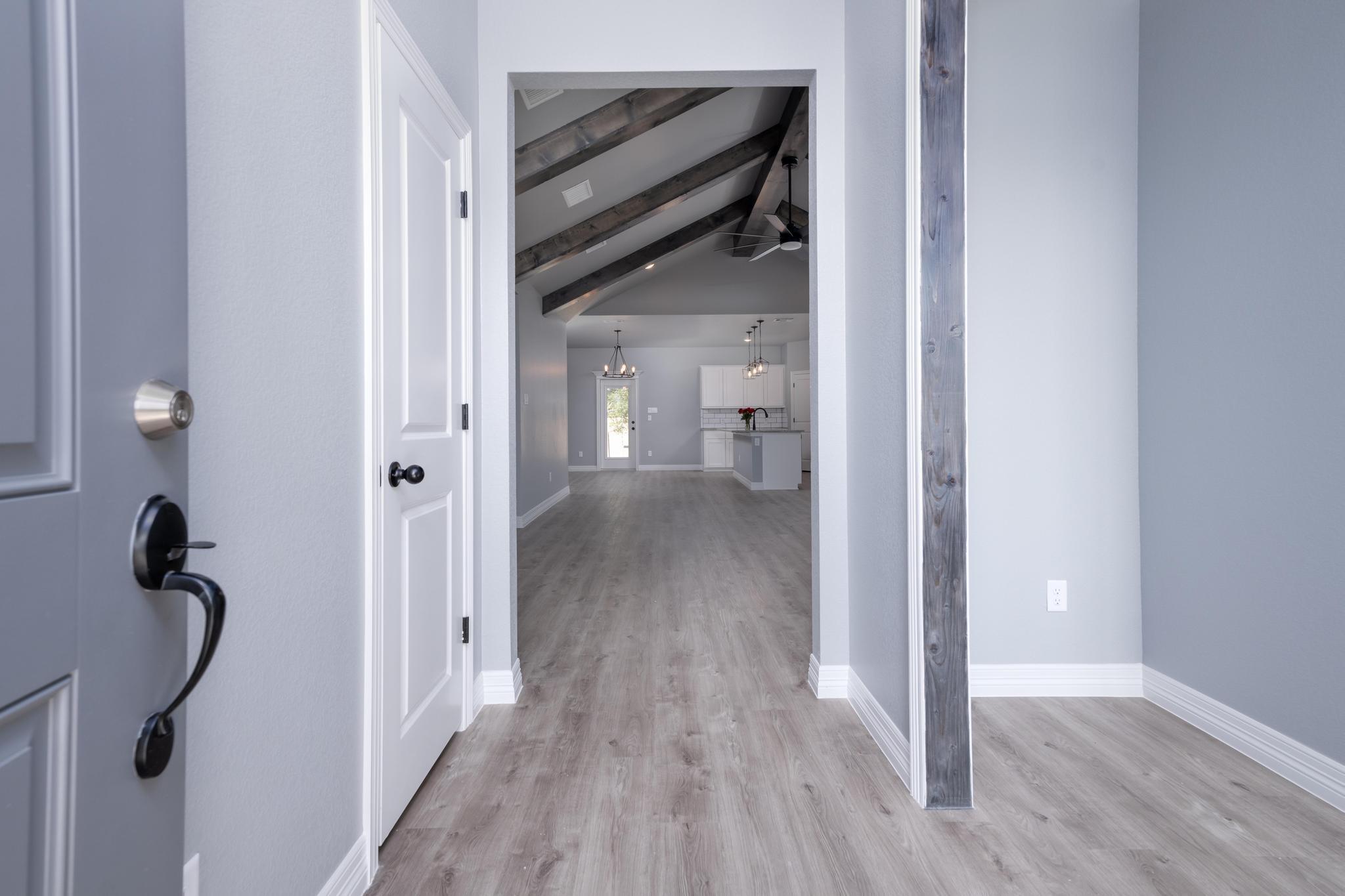 1018 Antelope Trl Property Photo 6