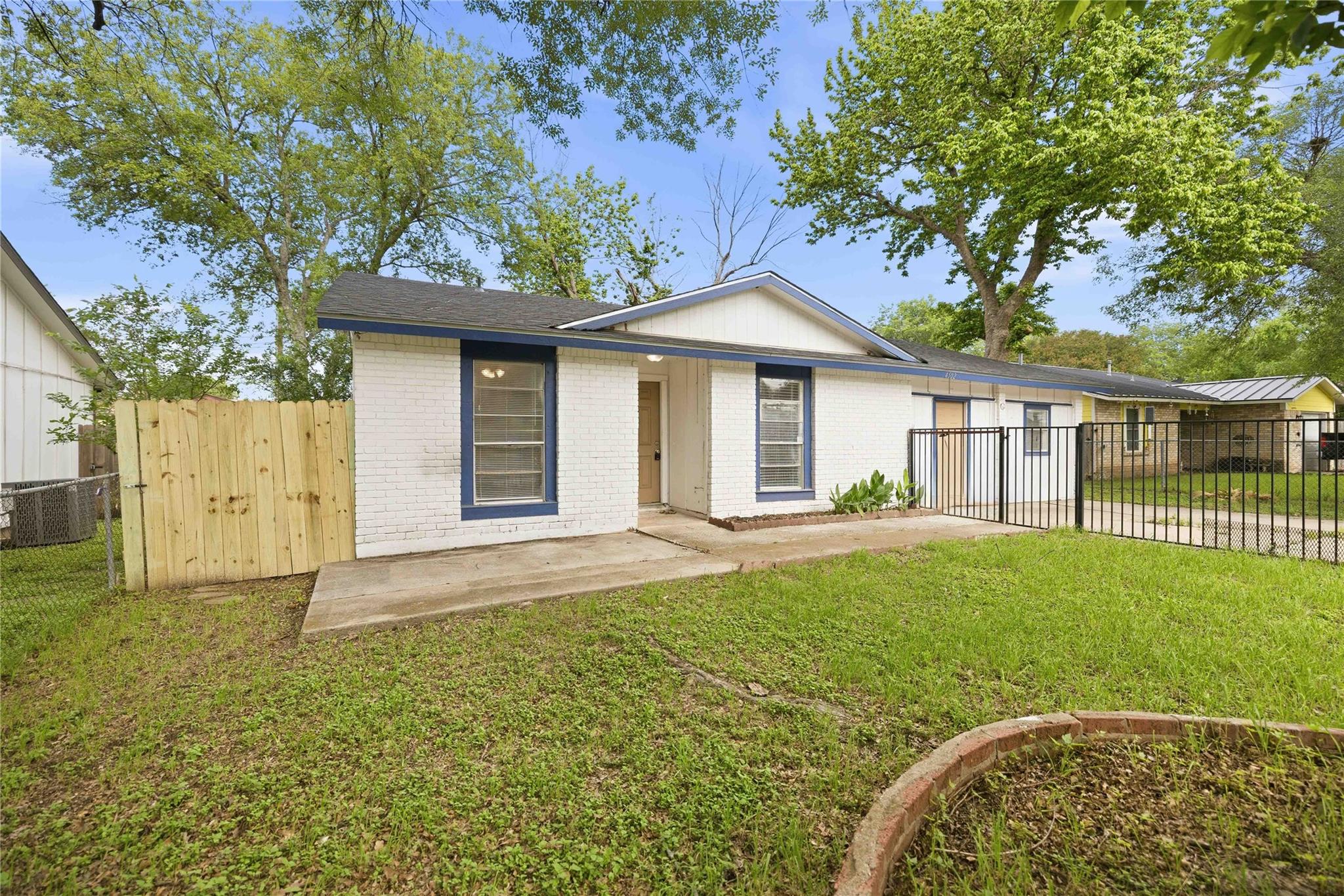 4502 Turnstone Dr Property Photo 2