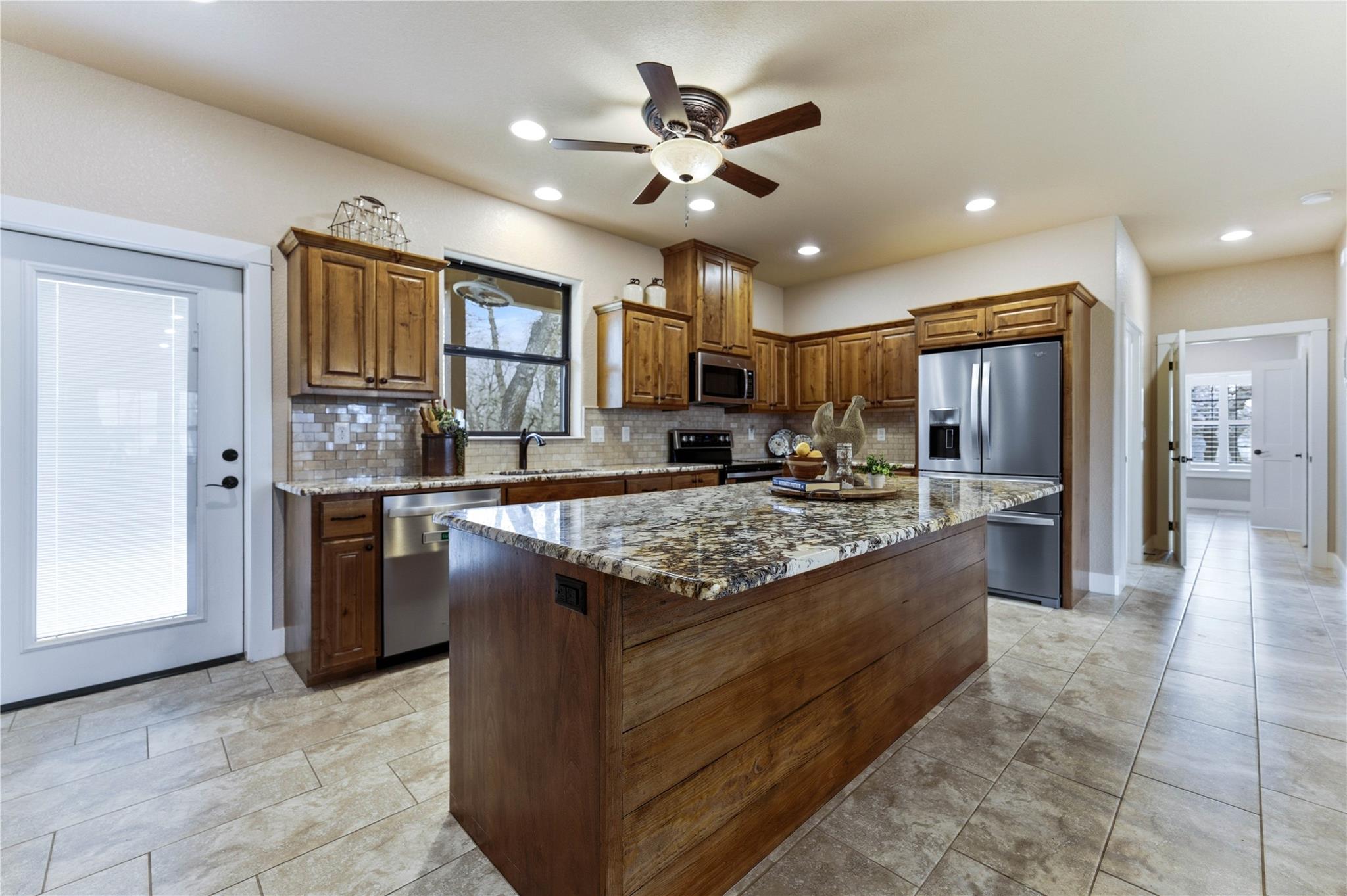 203 Champions (two Homes) Blvd #b Property Photo 4