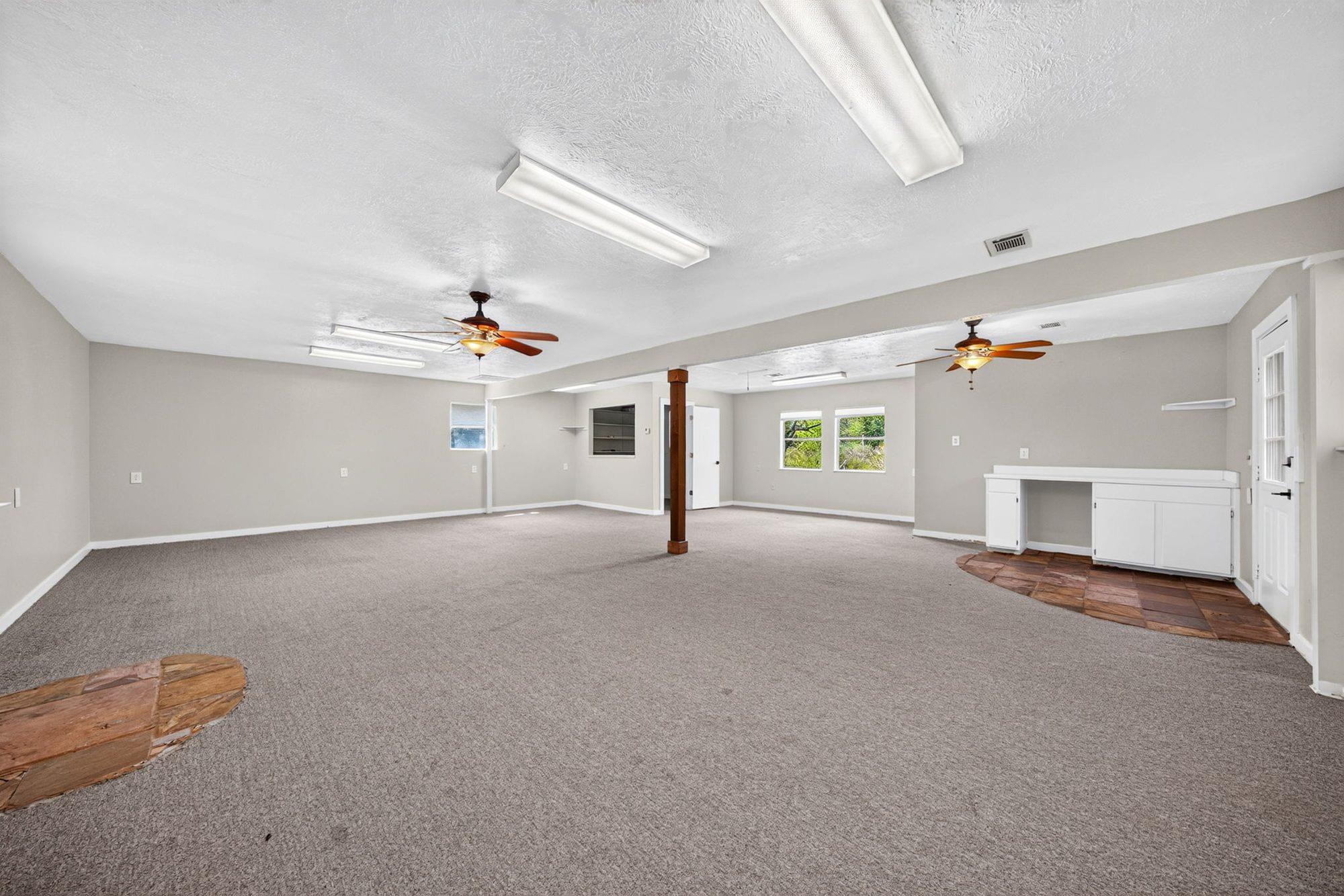 11 Main St Property Photo 20