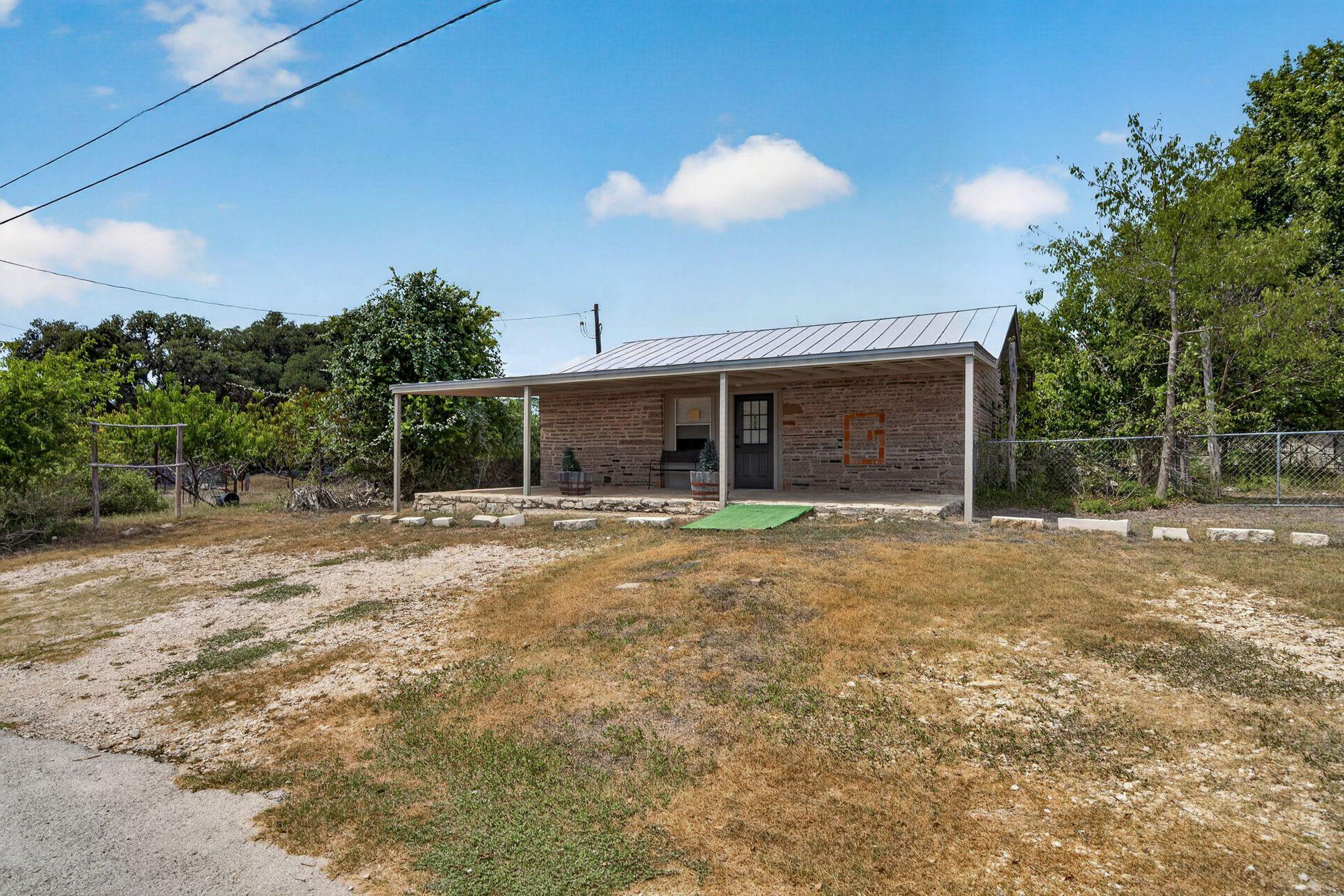 11 Main St Property Photo 33