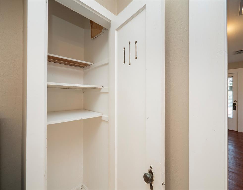 24801 Lake View Dr Property Photo 15