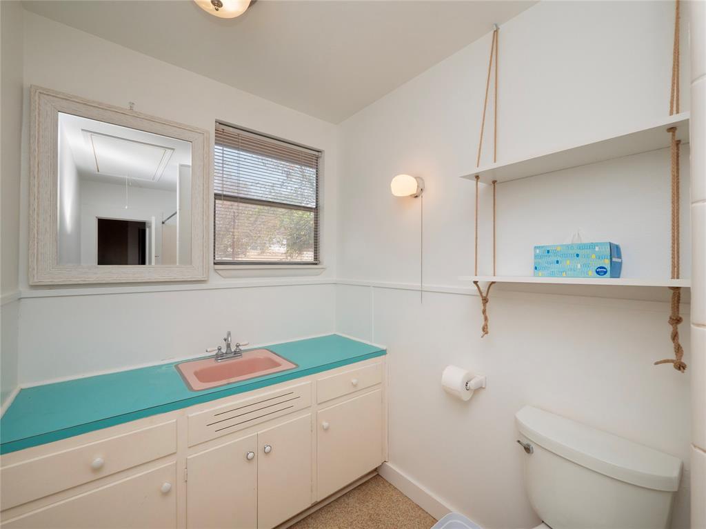 24801 Lake View Dr Property Photo 23