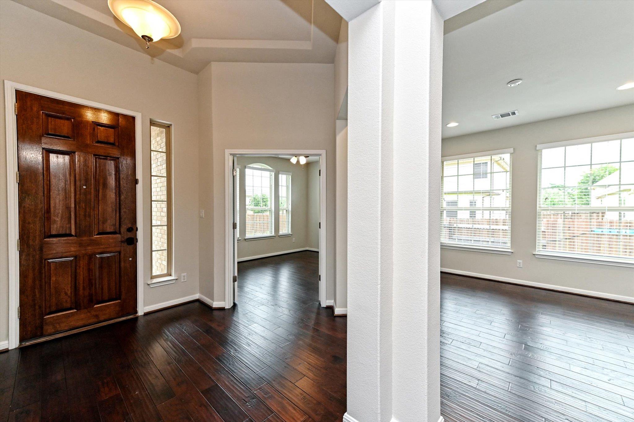 105 Summer Park Bnd Property Photo 2