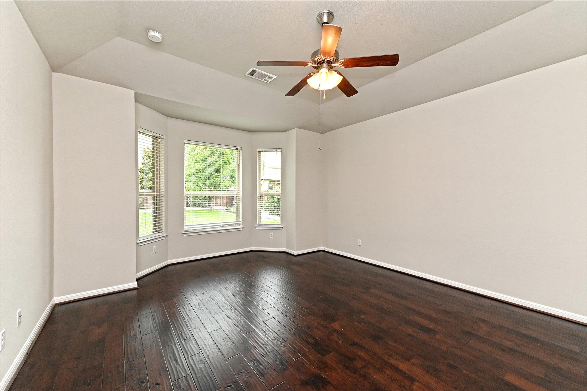 105 Summer Park Bnd Property Photo 16