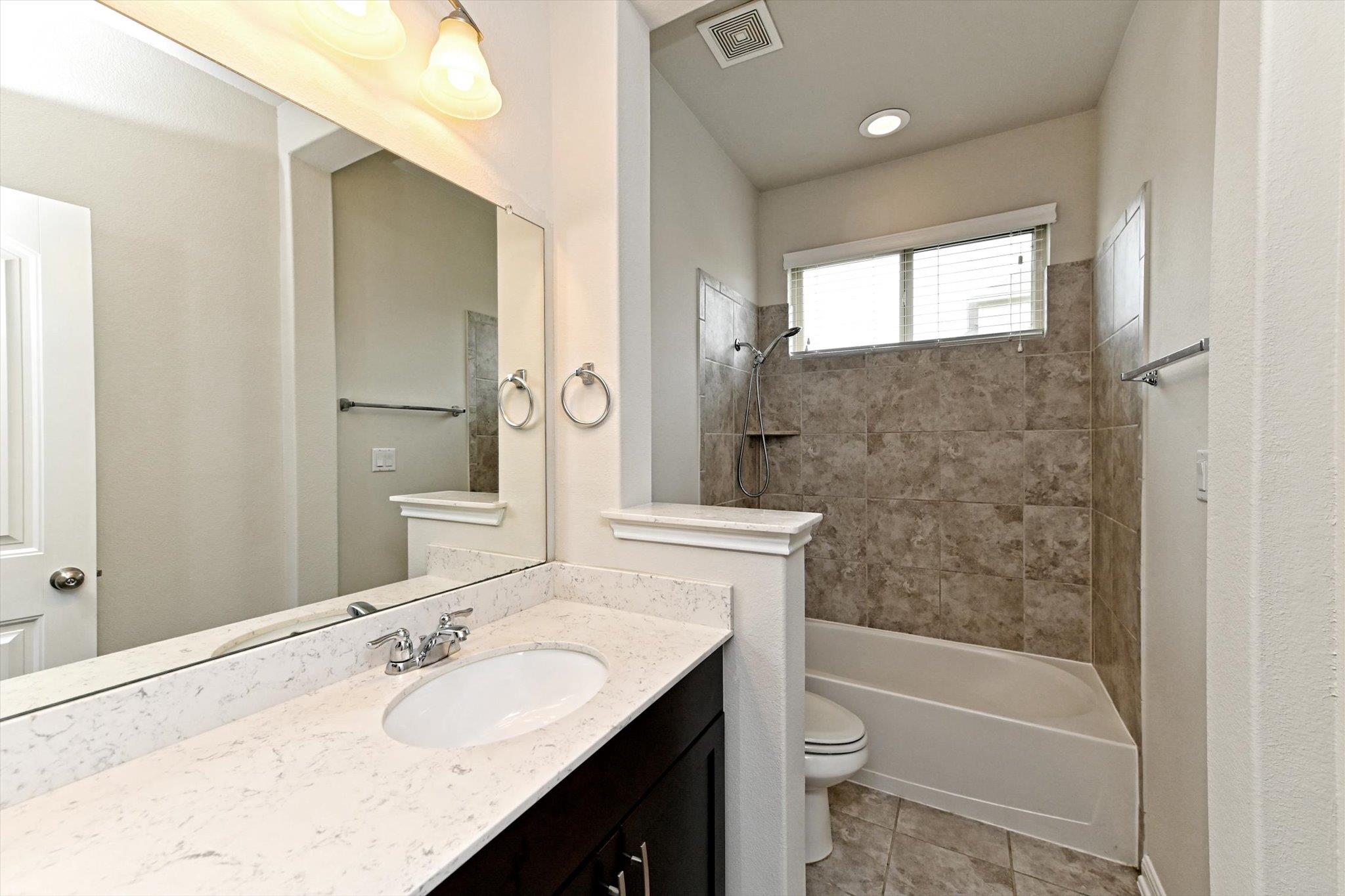 105 Summer Park Bnd Property Photo 25