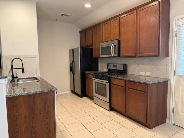 571 Dragon Ridge Rd Property Photo 4