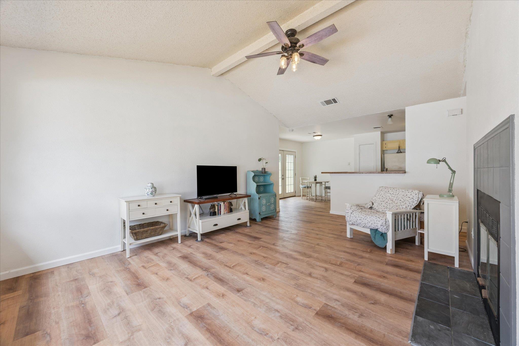 12809 Widge Dr Property Photo 3