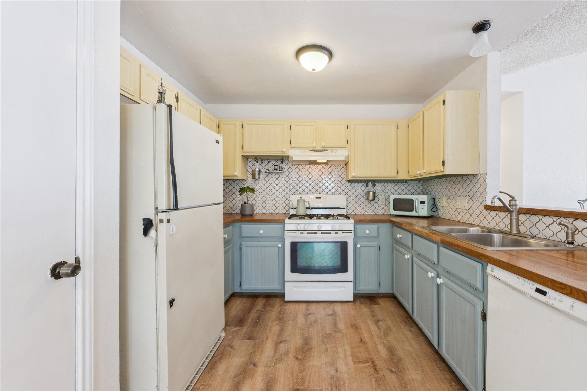 12809 Widge Dr Property Photo 6