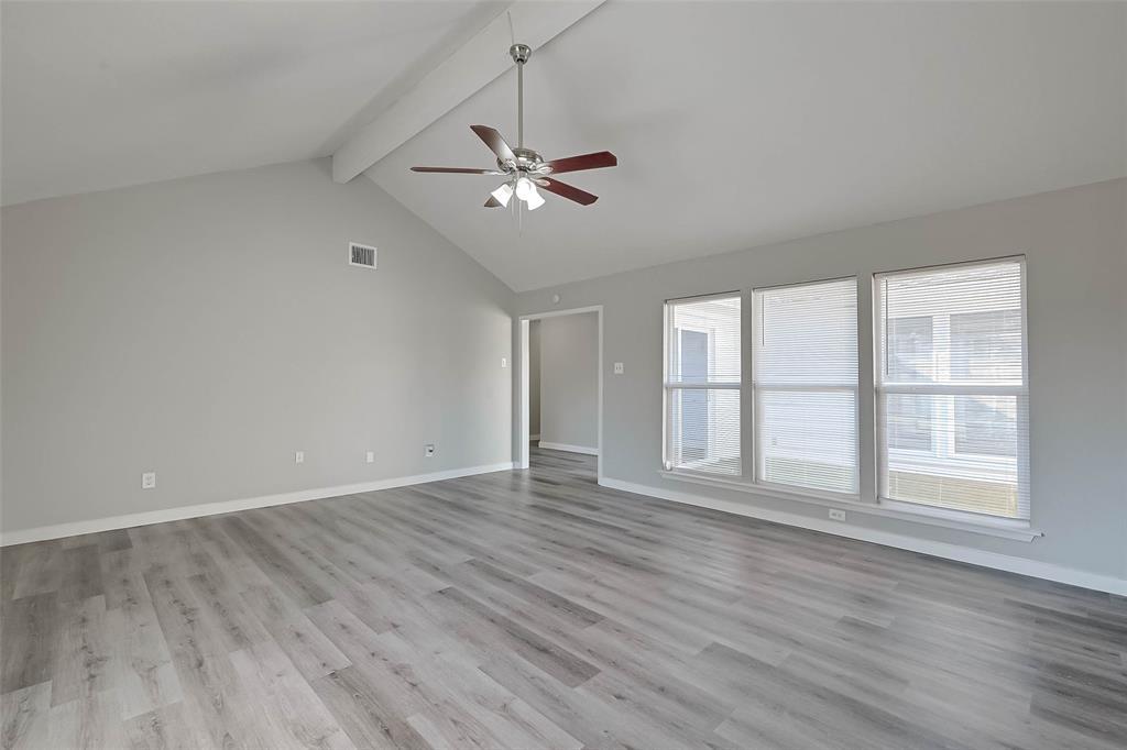 10826 Lynbrook Dr Property Photo 17