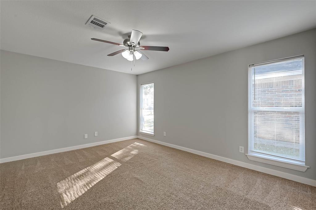 10826 Lynbrook Dr Property Photo 29
