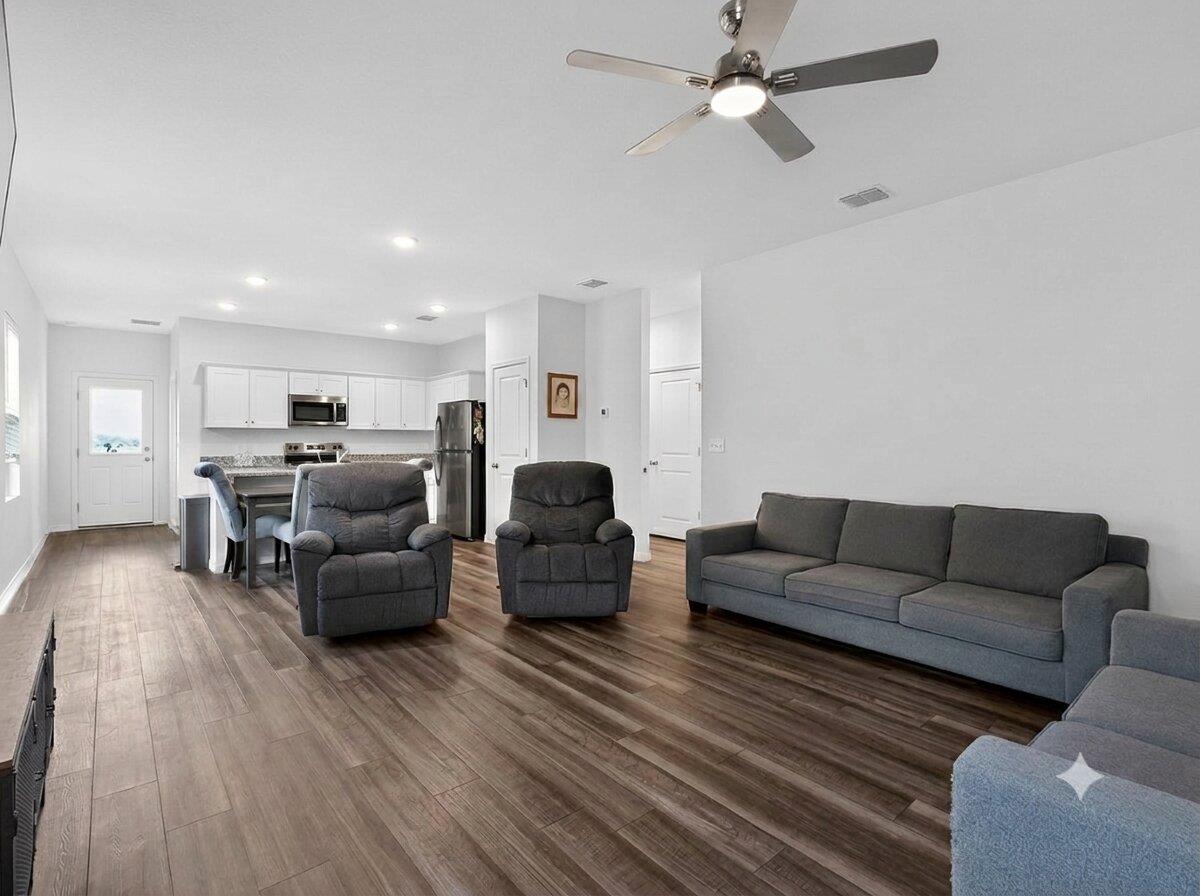 608 Magnum Force Dr Property Photo 2