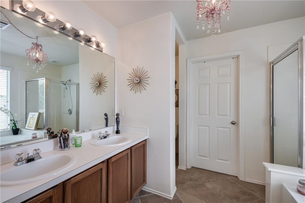 2206 John Tee Dr Property Photo 28