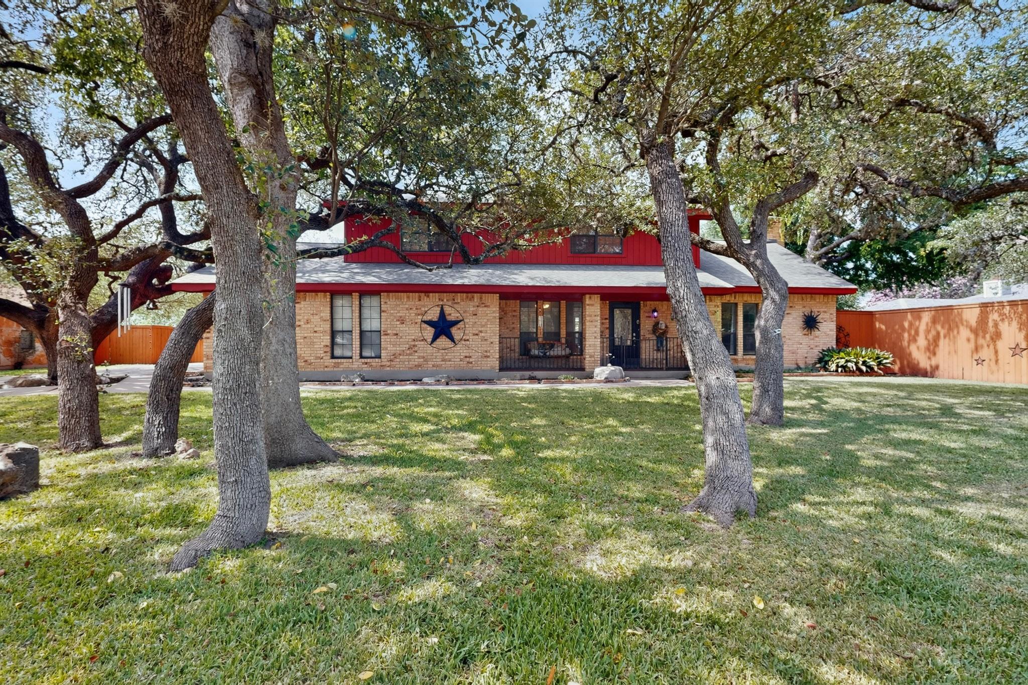 3311 Sesbania Dr Property Photo 3