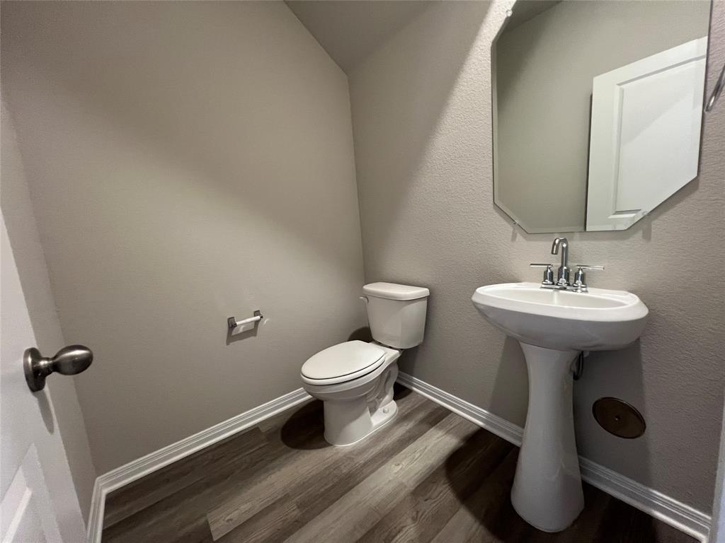 1850 Settlers Glen Dr #803 Property Photo 7
