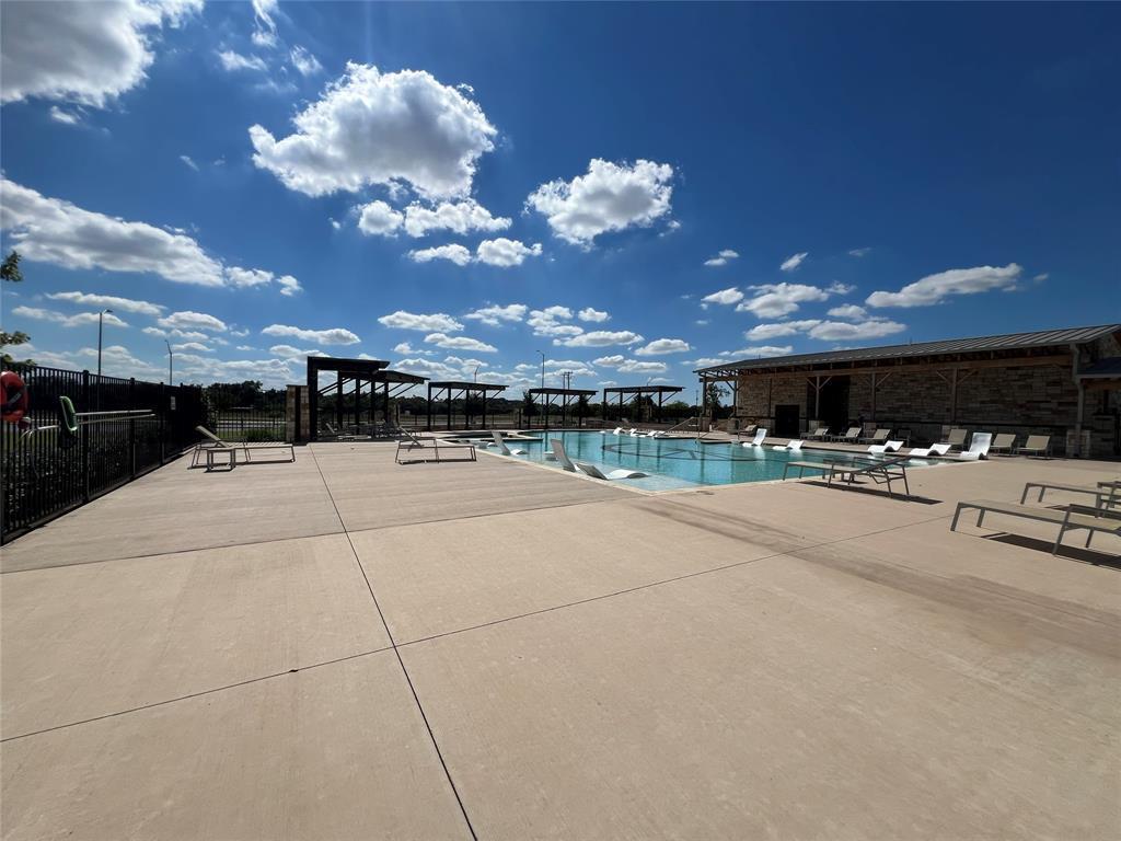 1850 Settlers Glen Dr #803 Property Photo 16