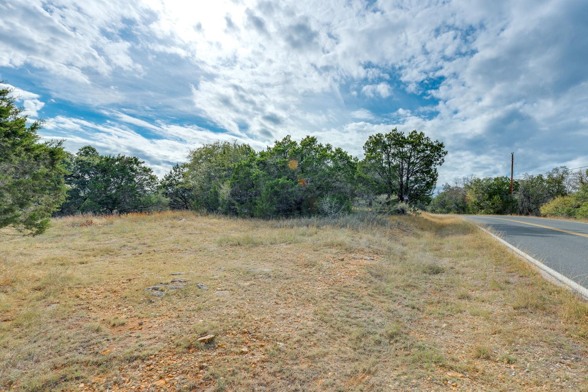 00 Travis Oaks Dr Property Photo 2