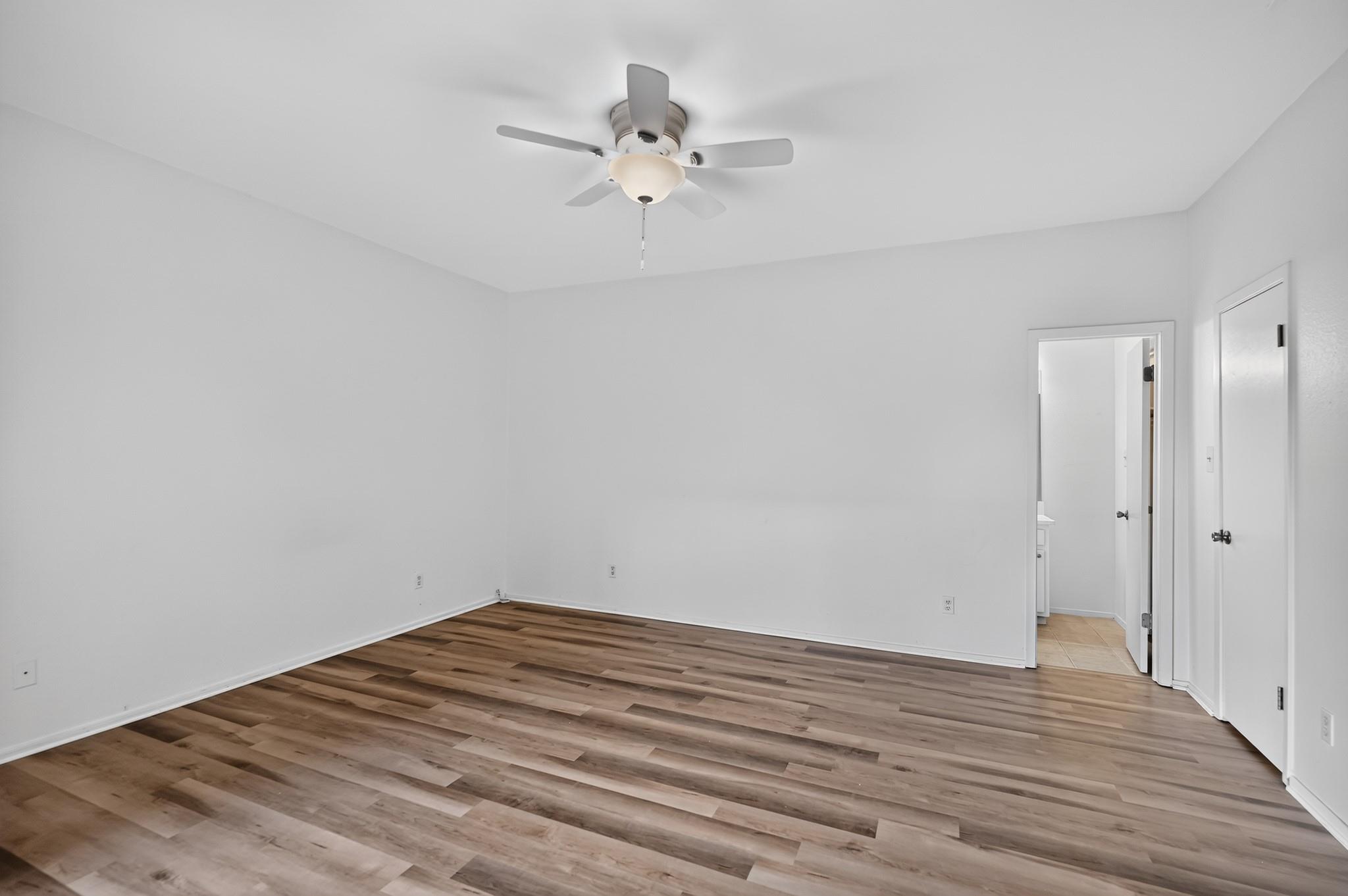 5701 Scout Blf Property Photo 9