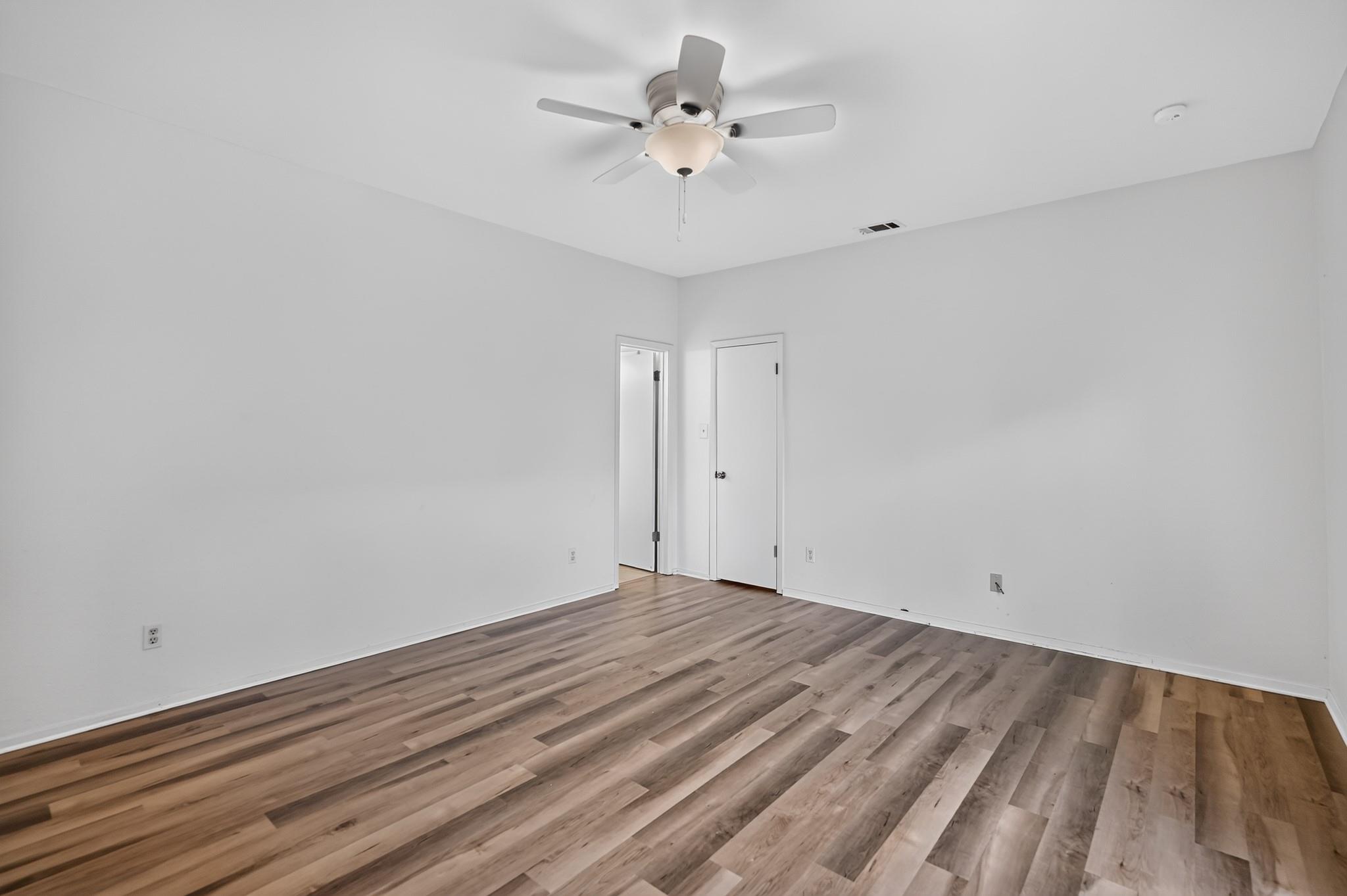 5701 Scout Blf Property Photo 10