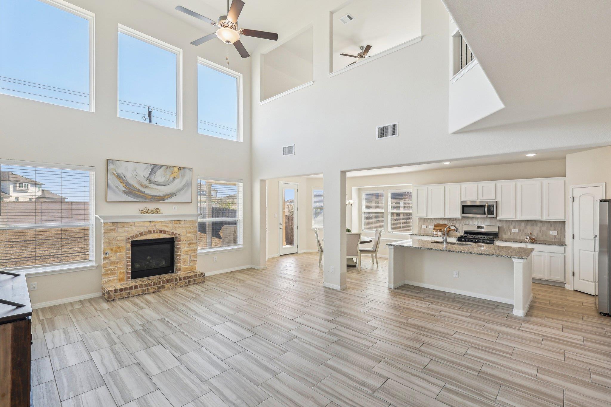 20417 Whimbrel Ct Property Photo