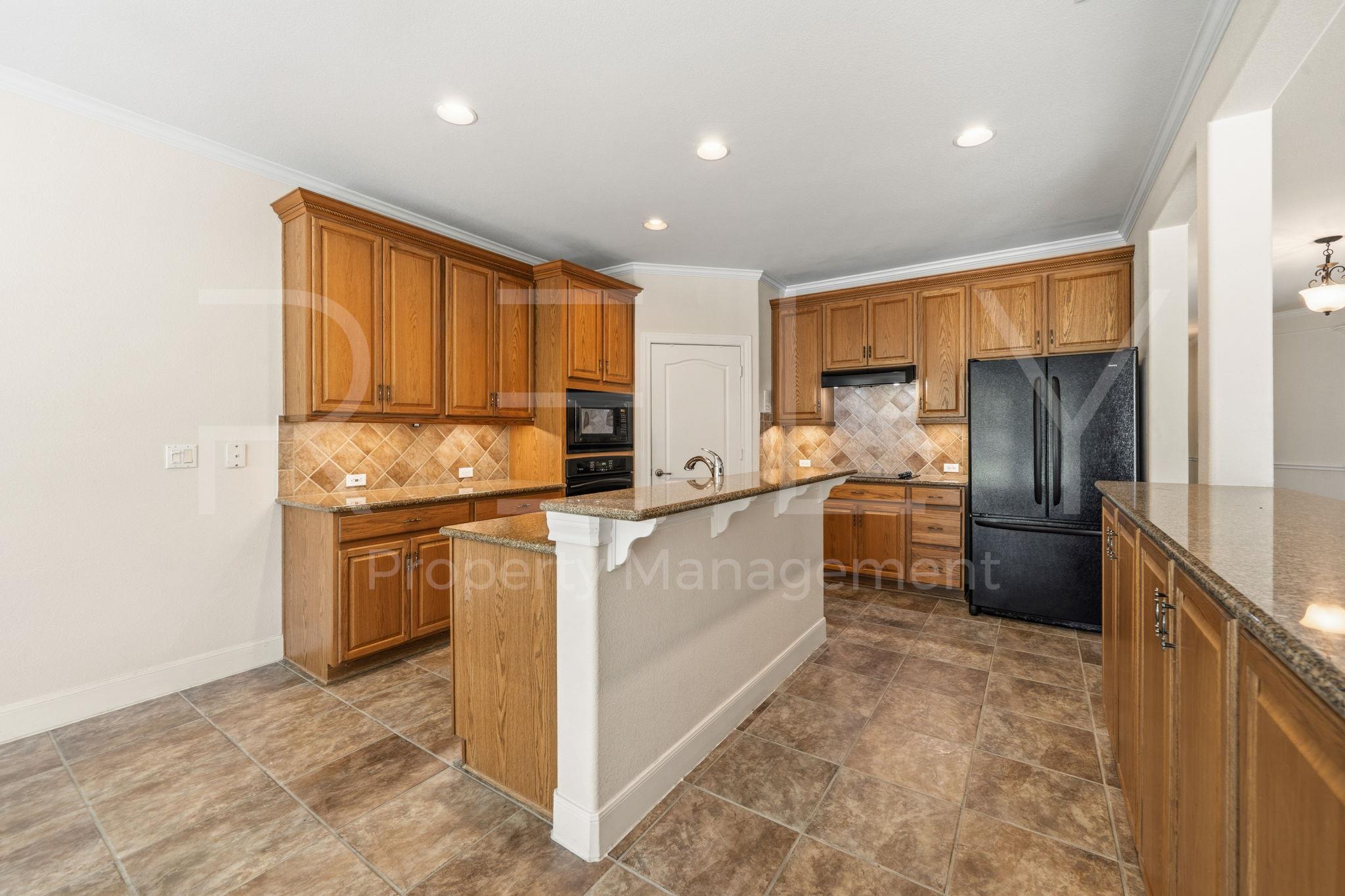 808 Armstrong Dr Property Photo 10