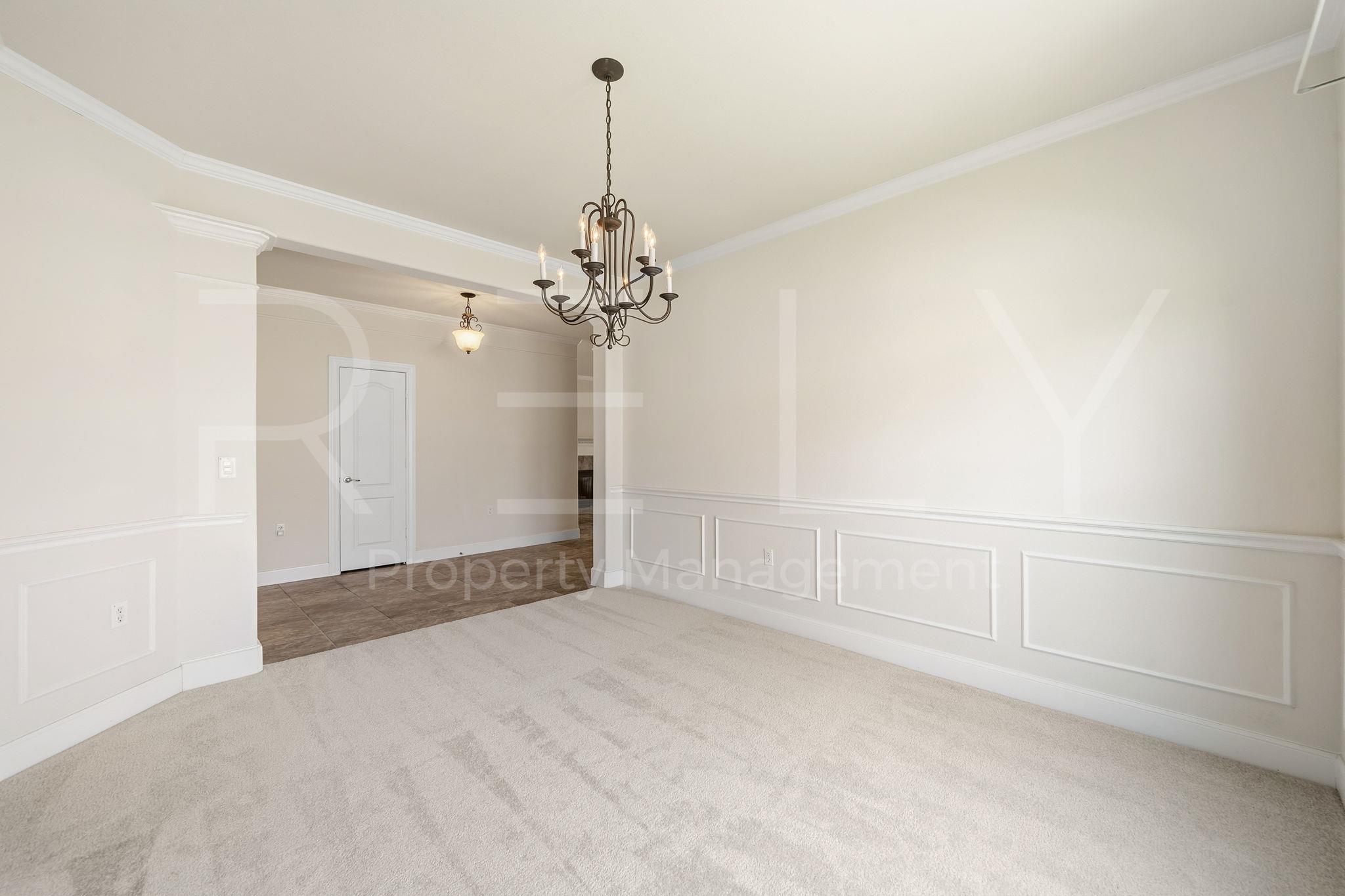 808 Armstrong Dr Property Photo 14