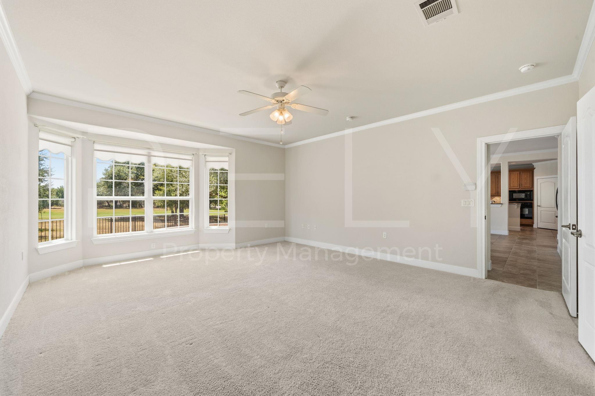 808 Armstrong Dr Property Photo 16