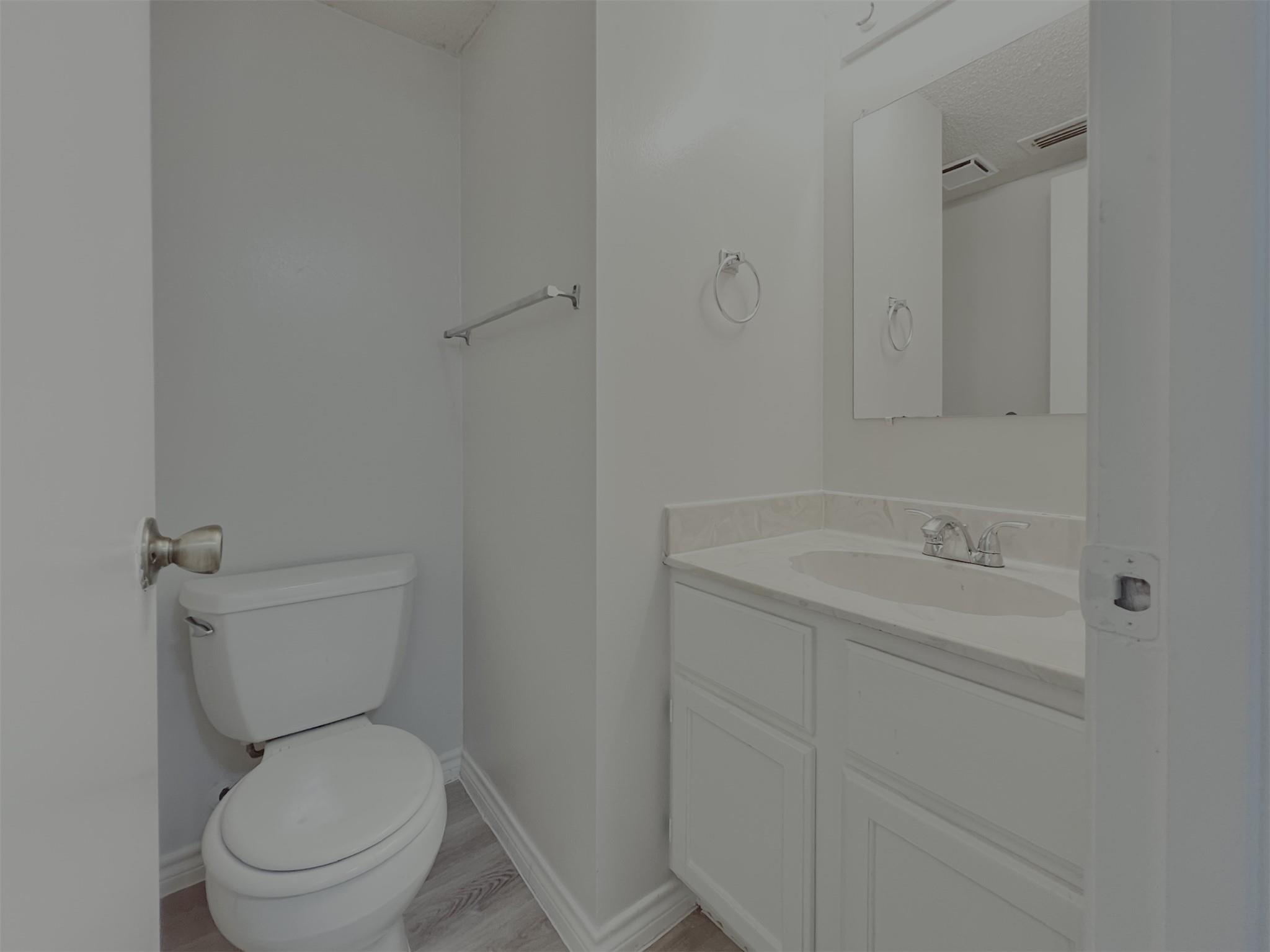 2638 Gwendolyn Ln Property Photo 23