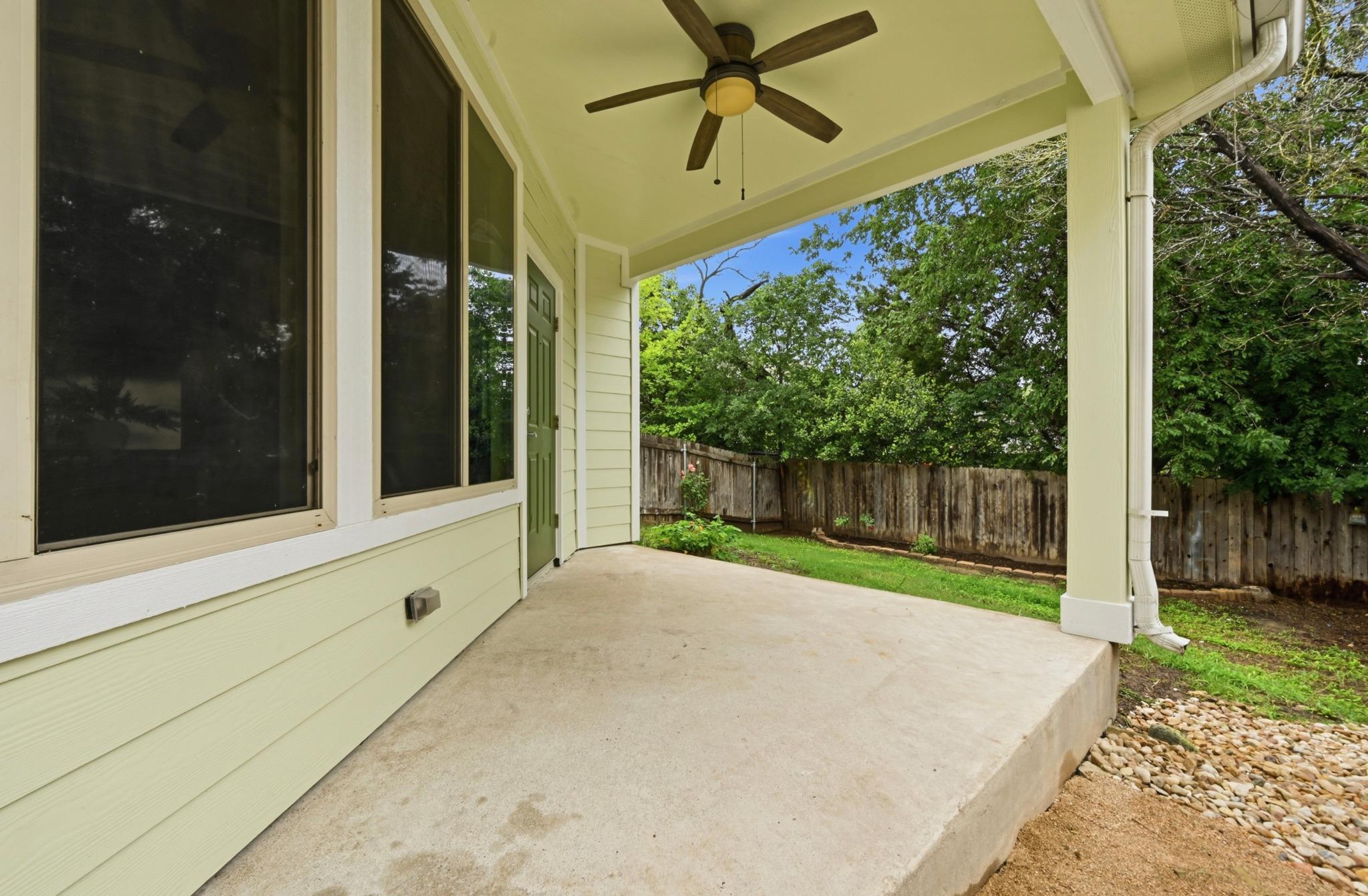 3306 Thomas Kincheon St Property Photo 18