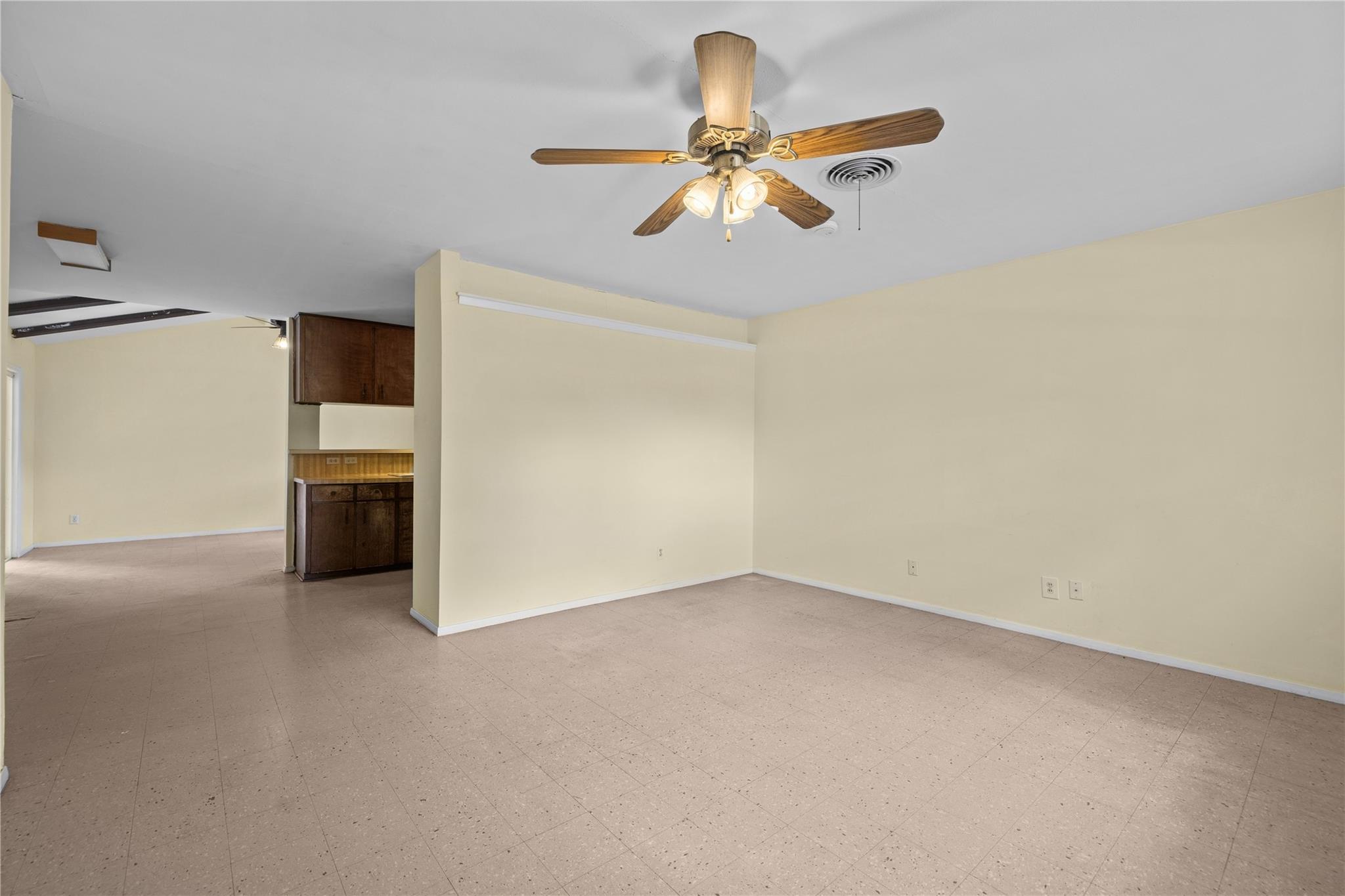 1611 Wheless Ln Property Photo 11