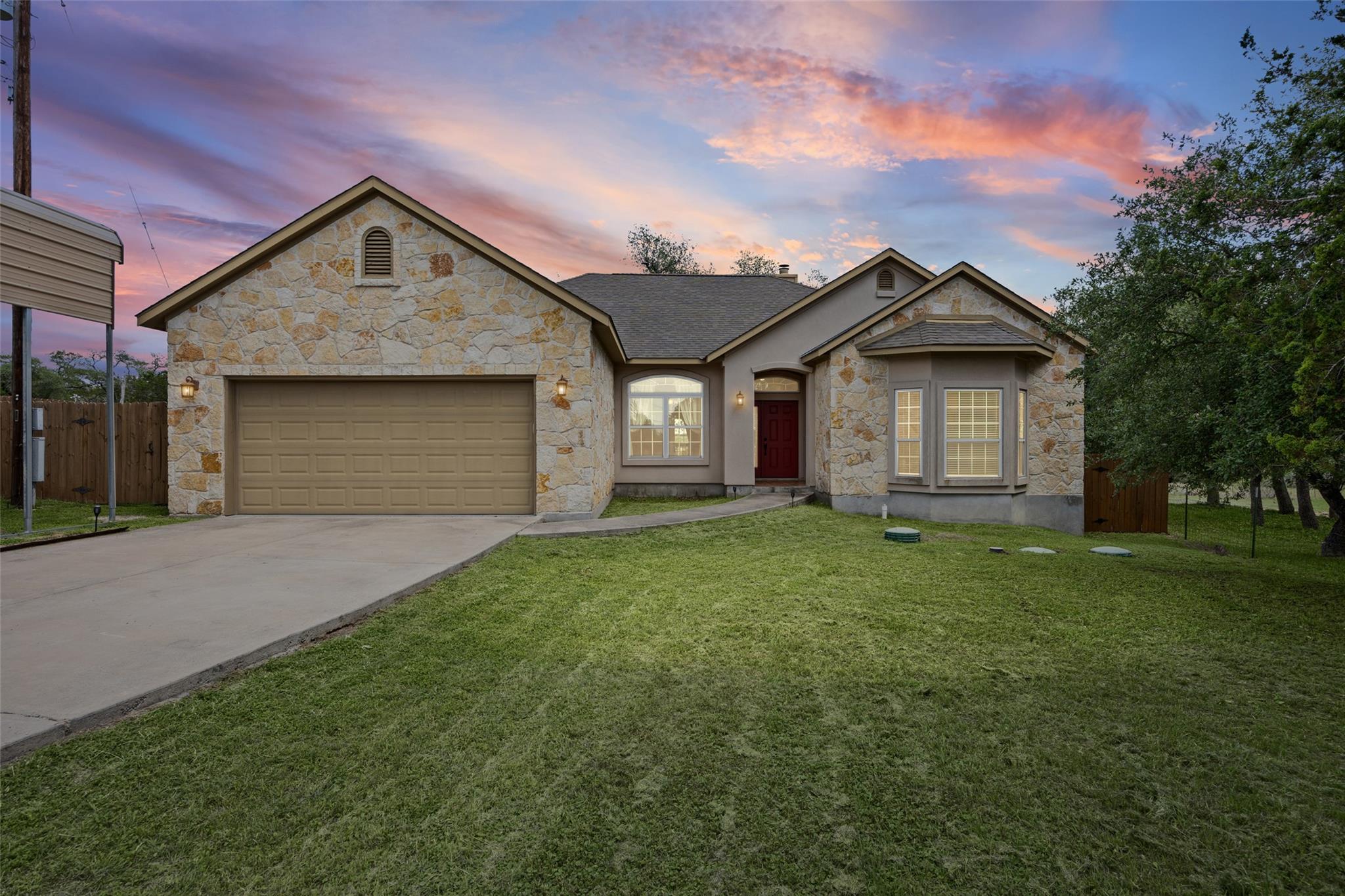 10409 Little Creek Cir Property Photo 1