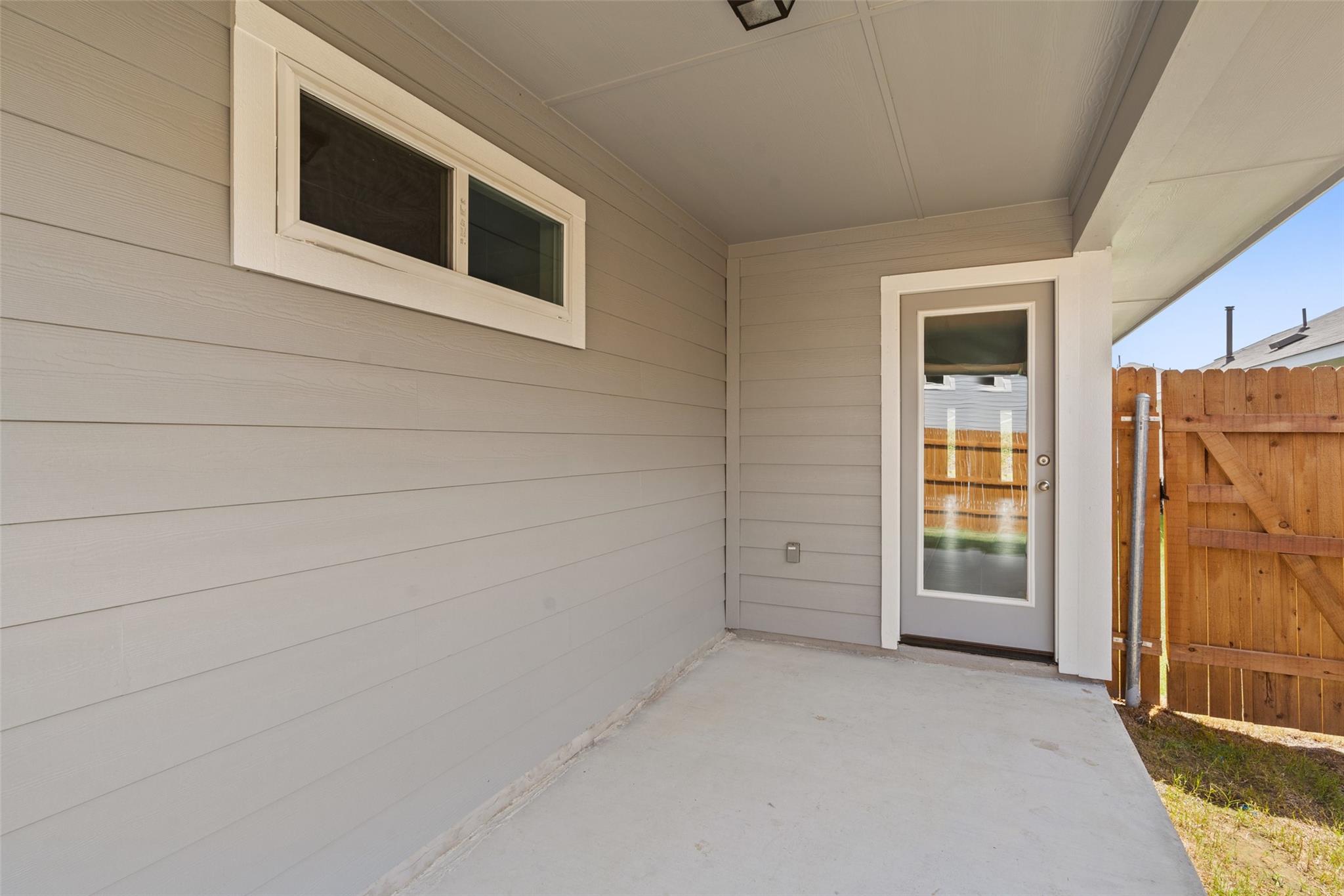 126 Living Reef Dr Property Photo 25