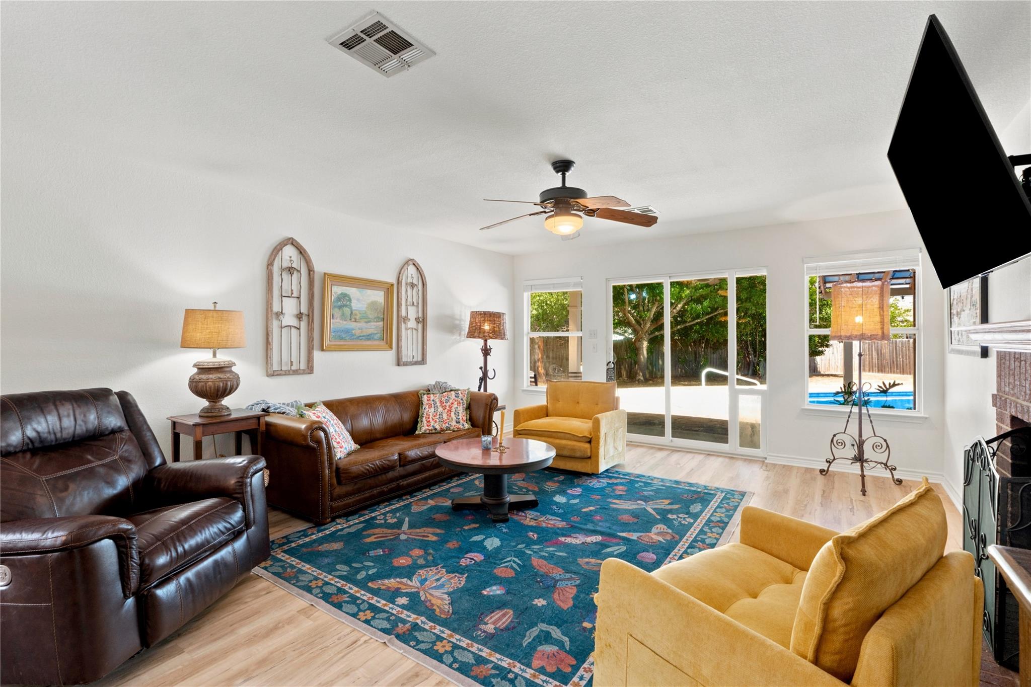 405 Fairfield Loop Property Photo 6